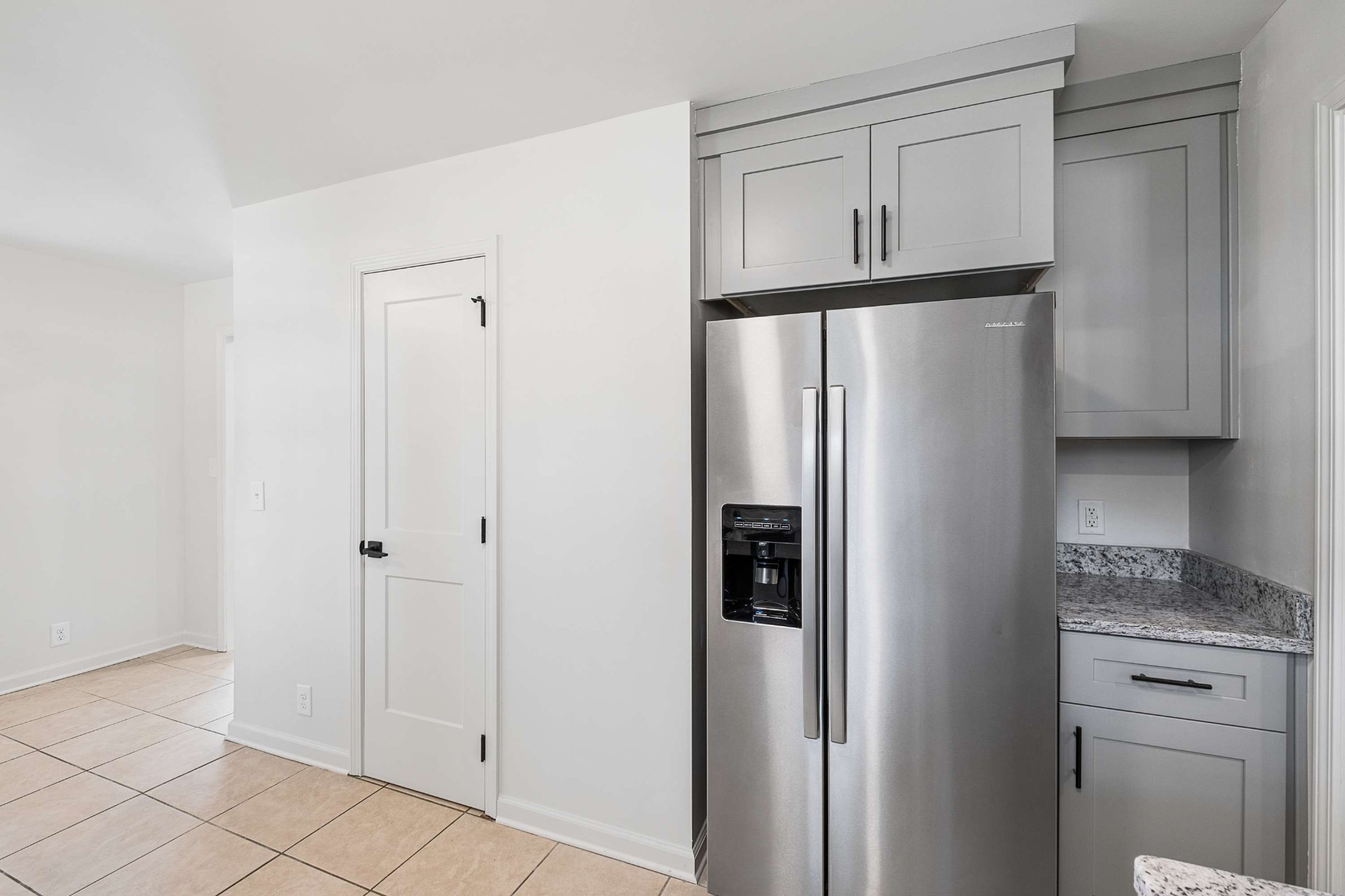 101 Robert Yoest Dr Property Photo 11