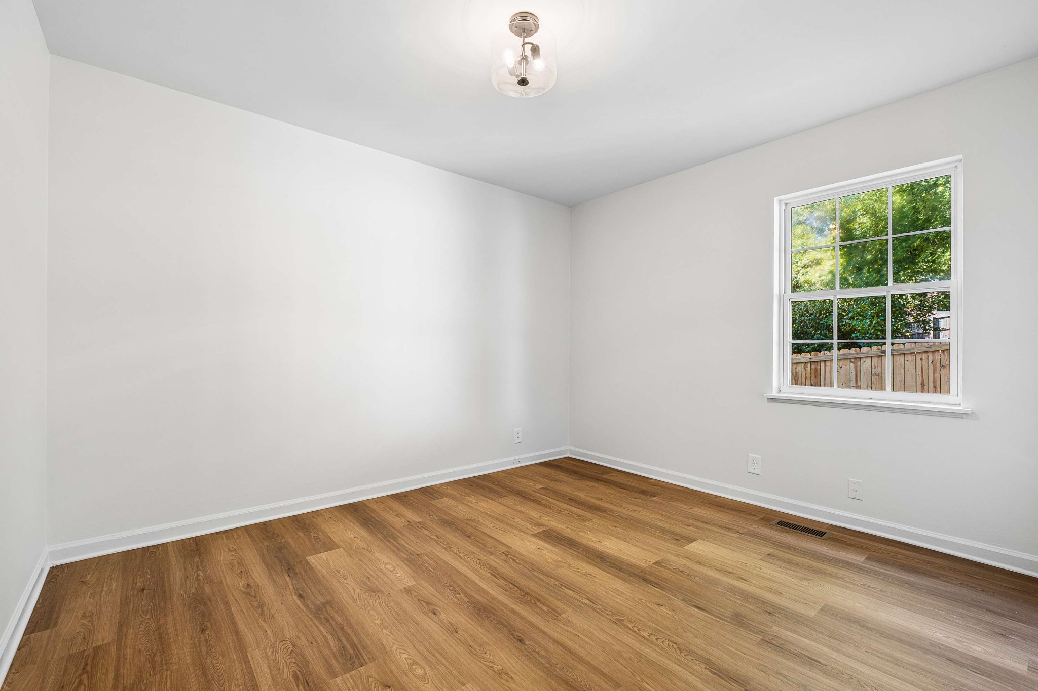 101 Robert Yoest Dr Property Photo 20