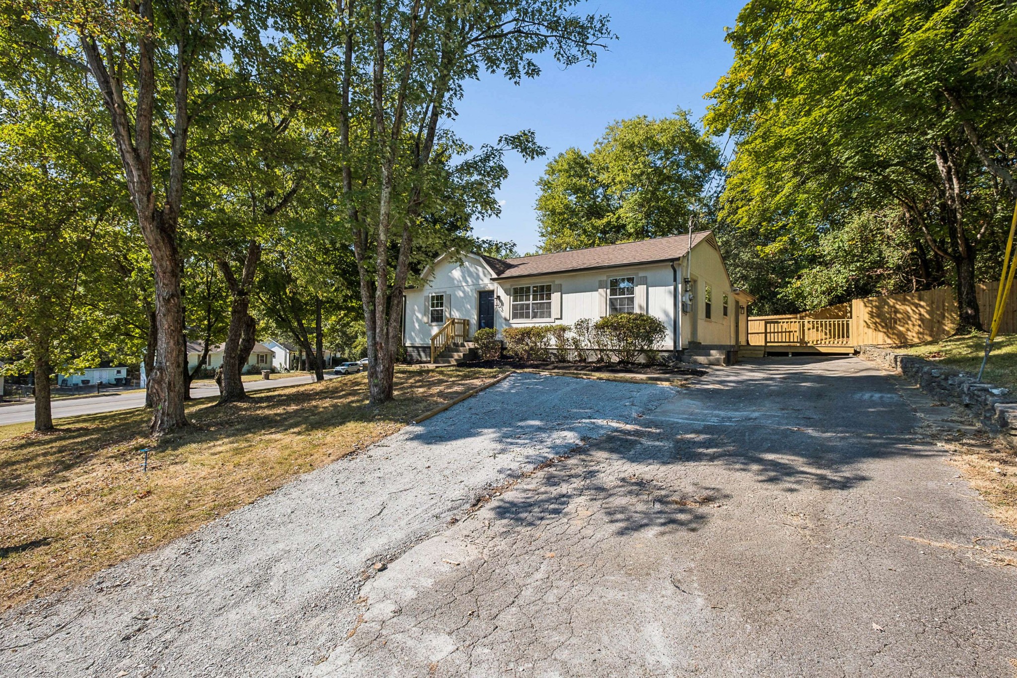 101 Robert Yoest Dr Property Photo 33