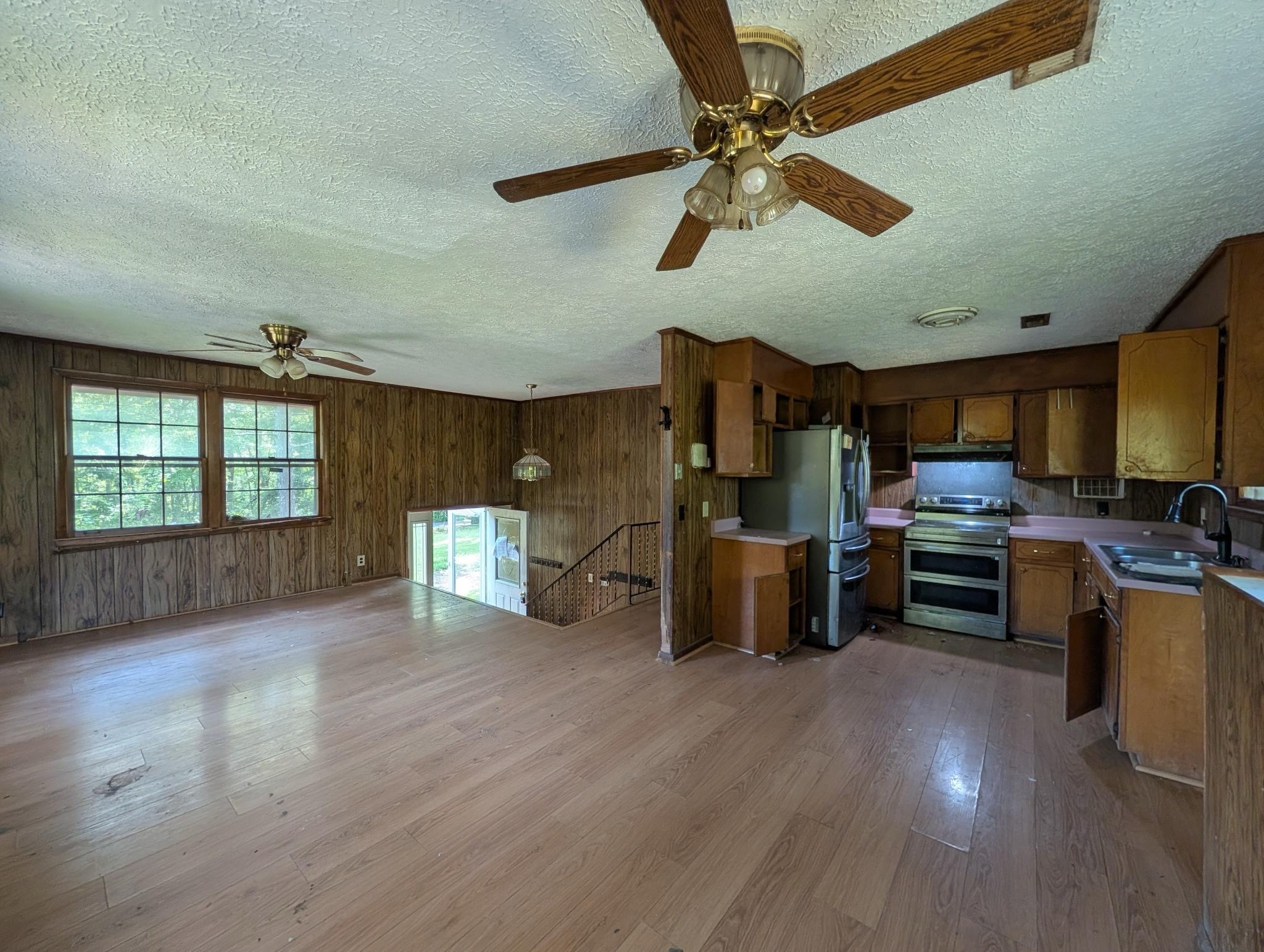 6703 Oak Hill Rd Property Photo 3