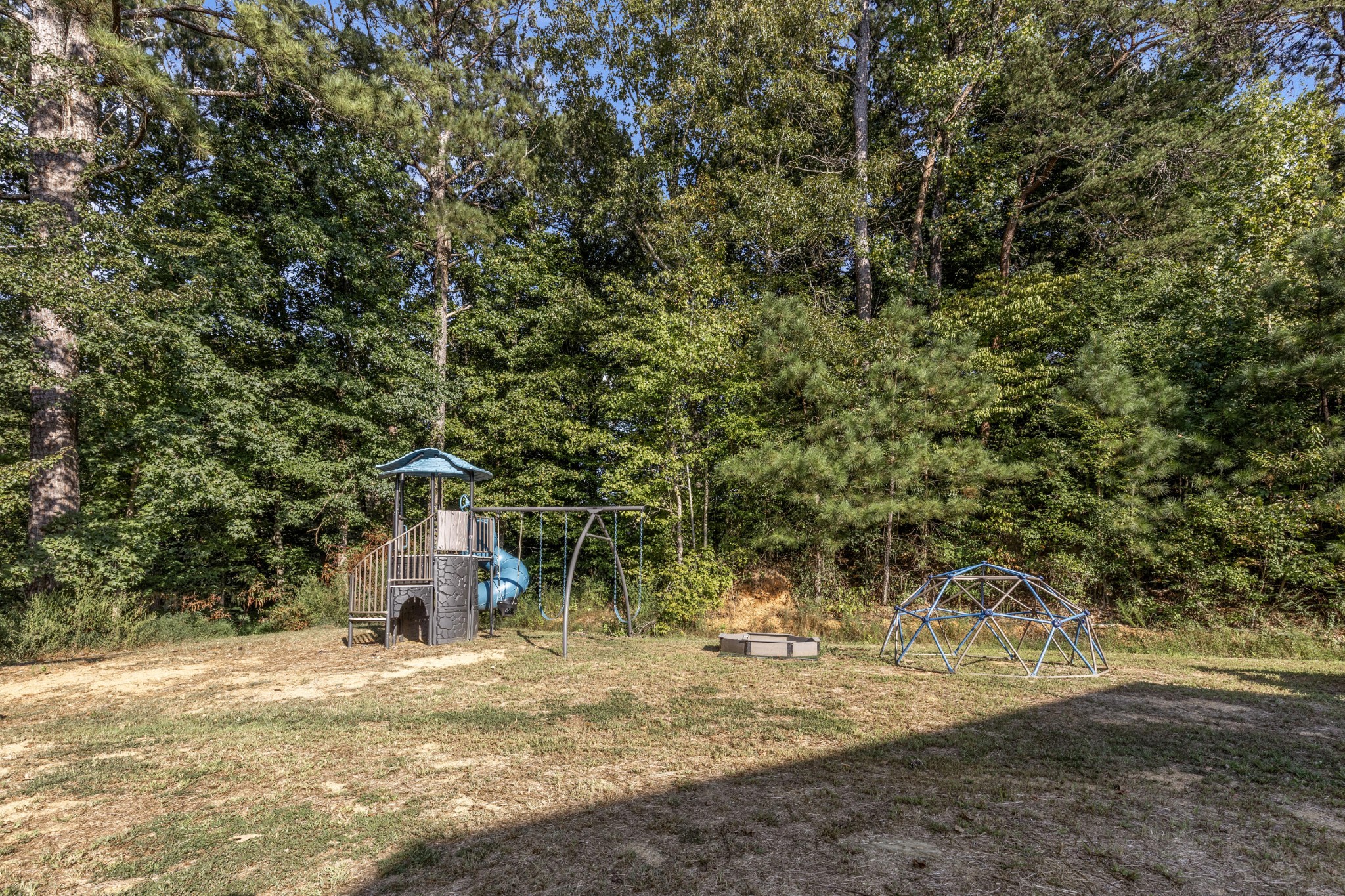 192 Dover Road, Ne Property Photo 54