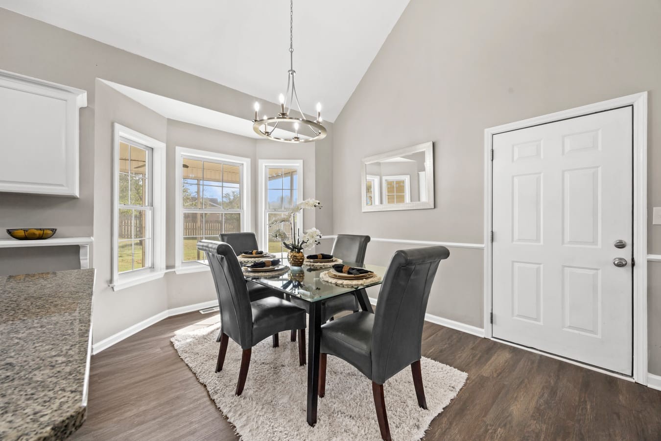 3600 Artesian Way Property Photo 13