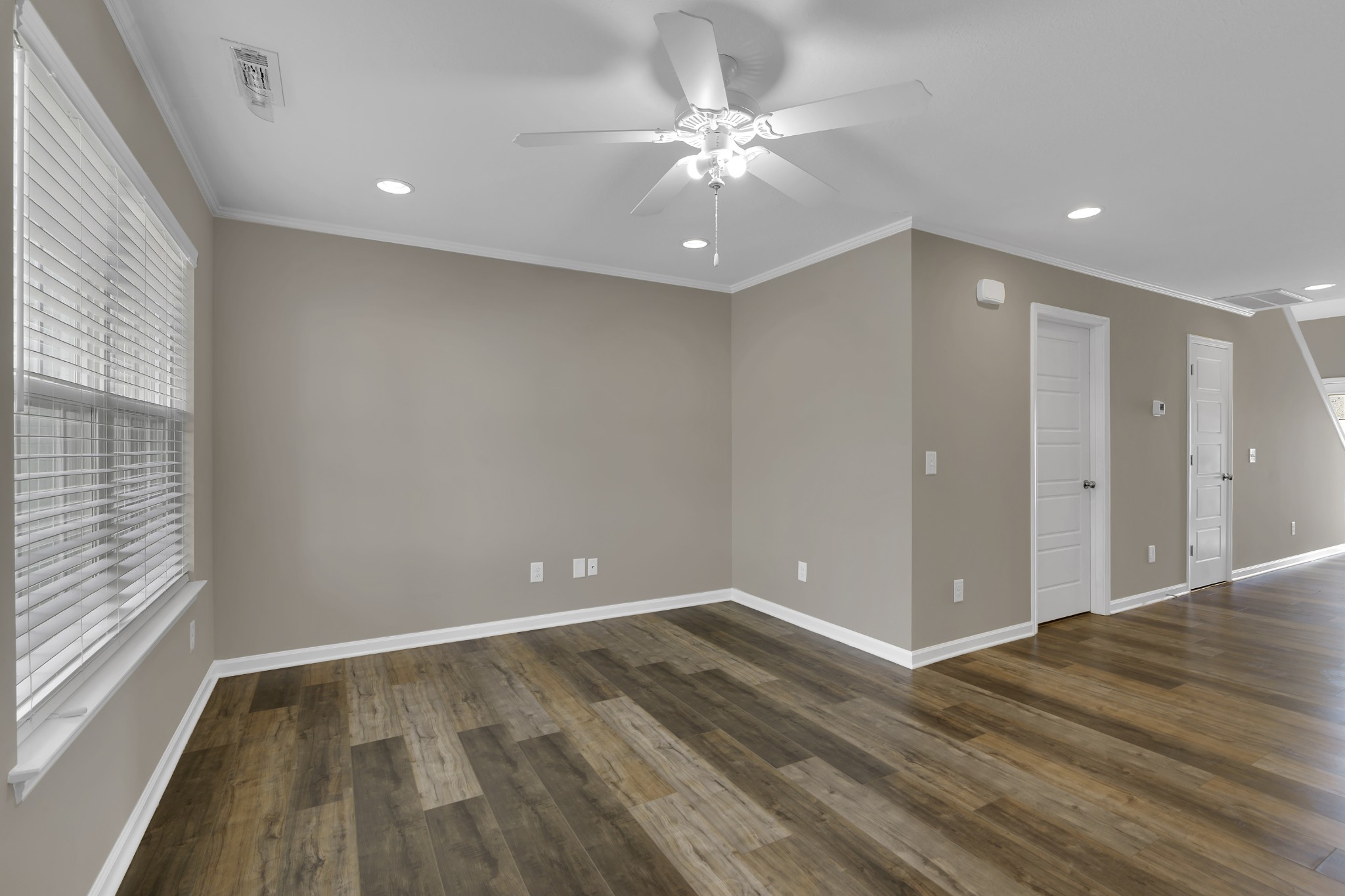 3526 Learning Ln Property Photo 4