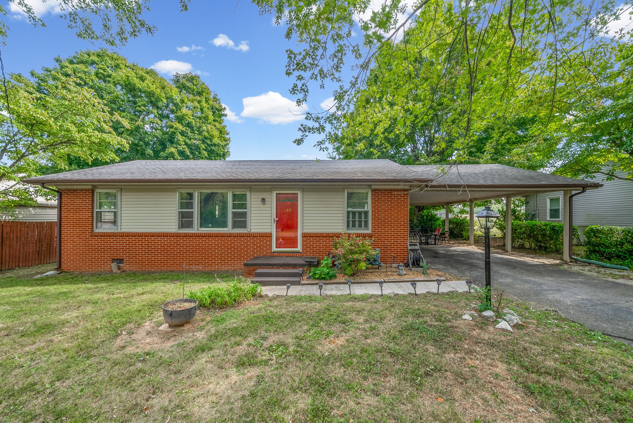 128 Pardue Ln Property Photo 1
