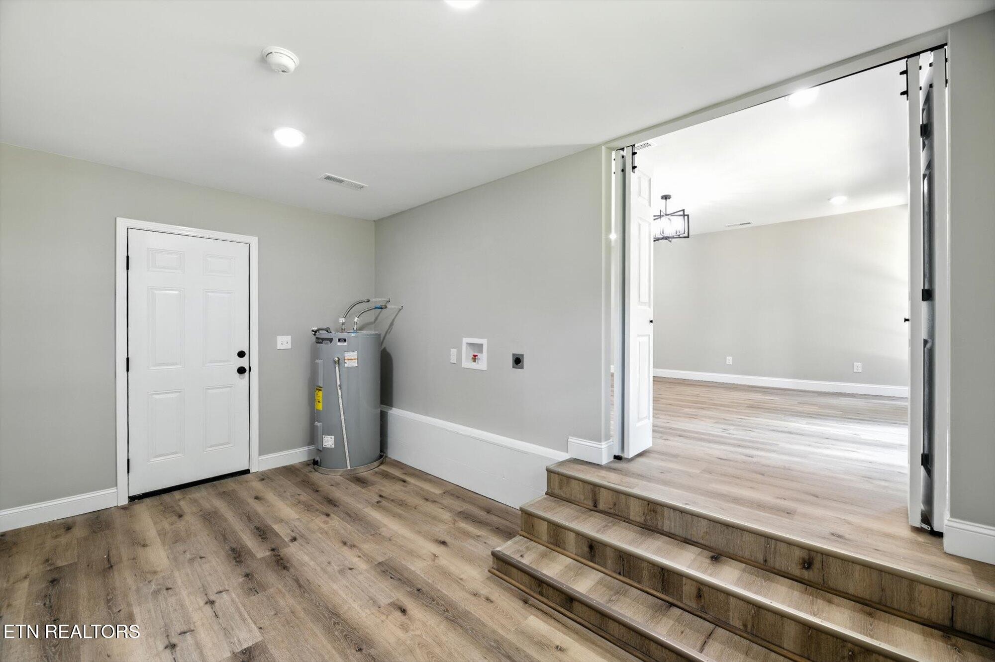 1309 Summit St Property Photo 14