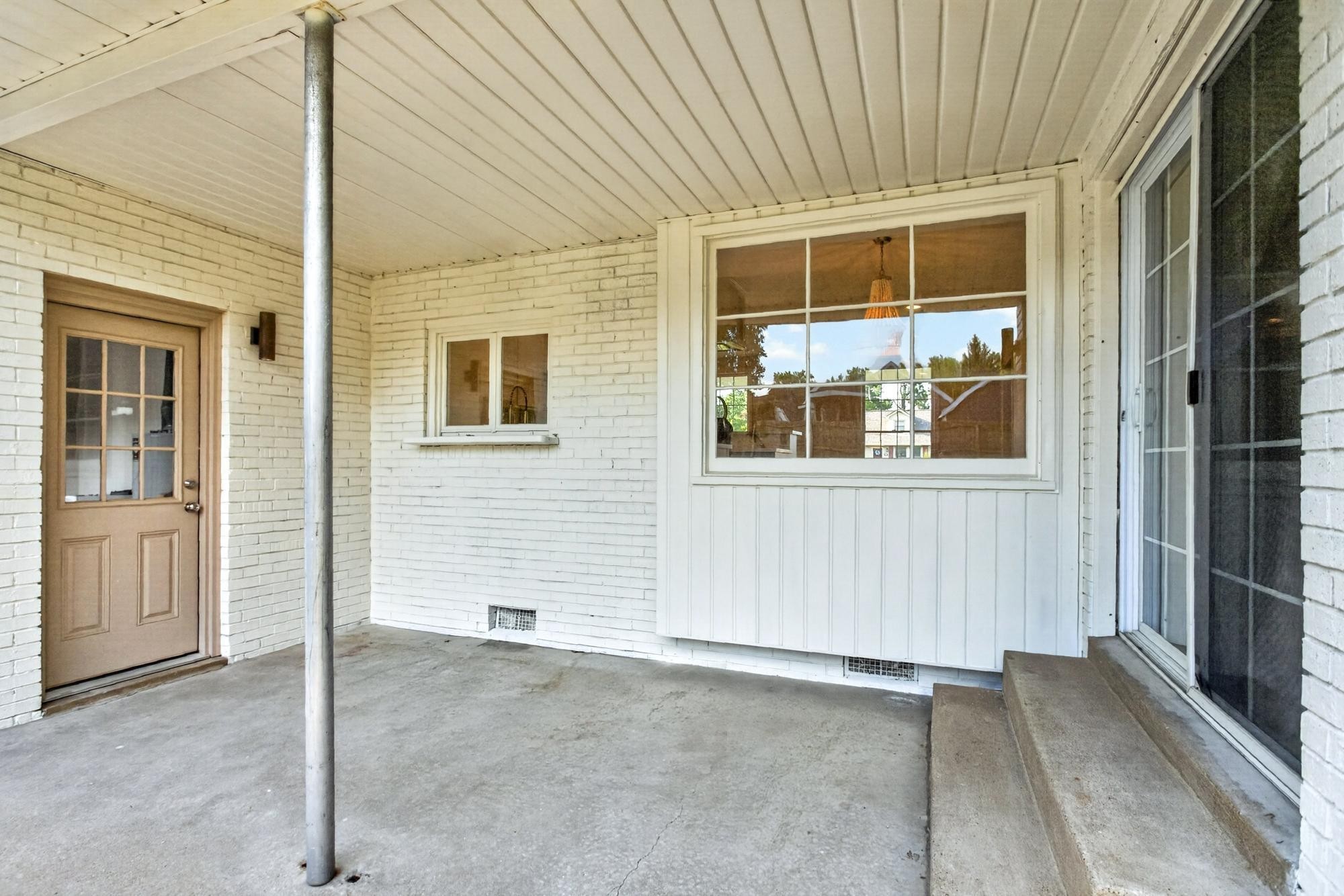 644 Topeka Dr Property Photo 43