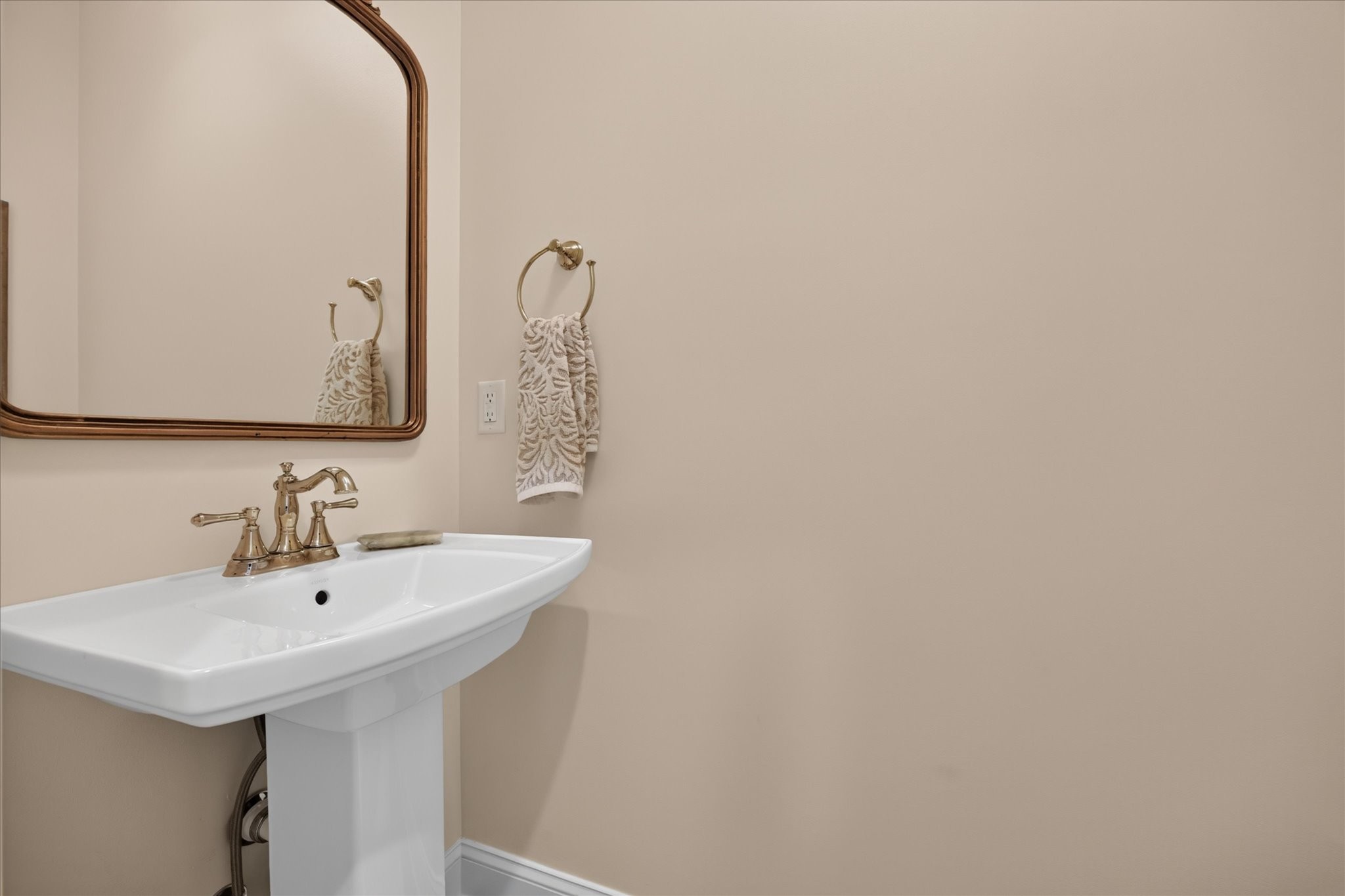 3755 Mcfall Rd Property Photo 39