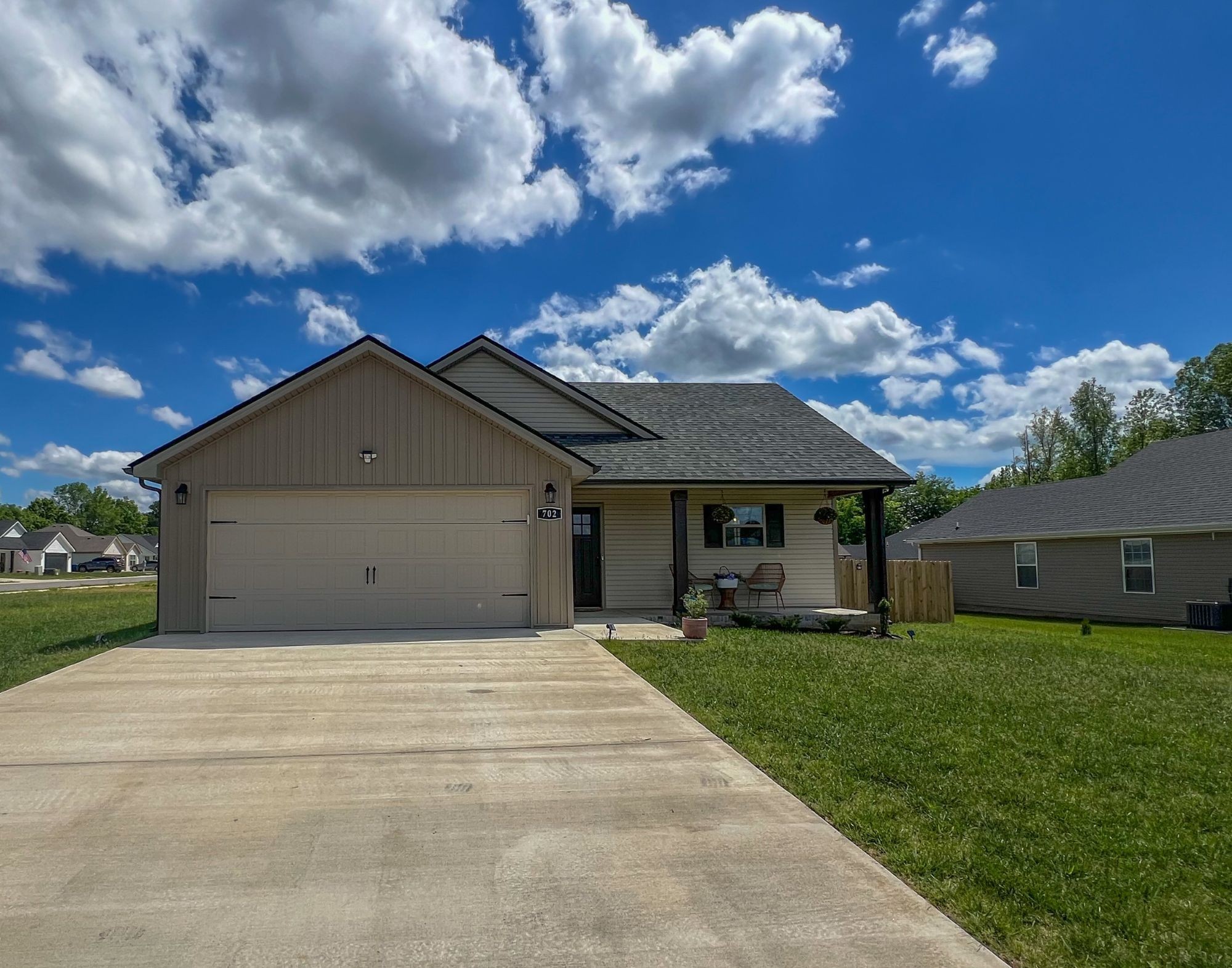702 Gleason Dr Property Photo 1
