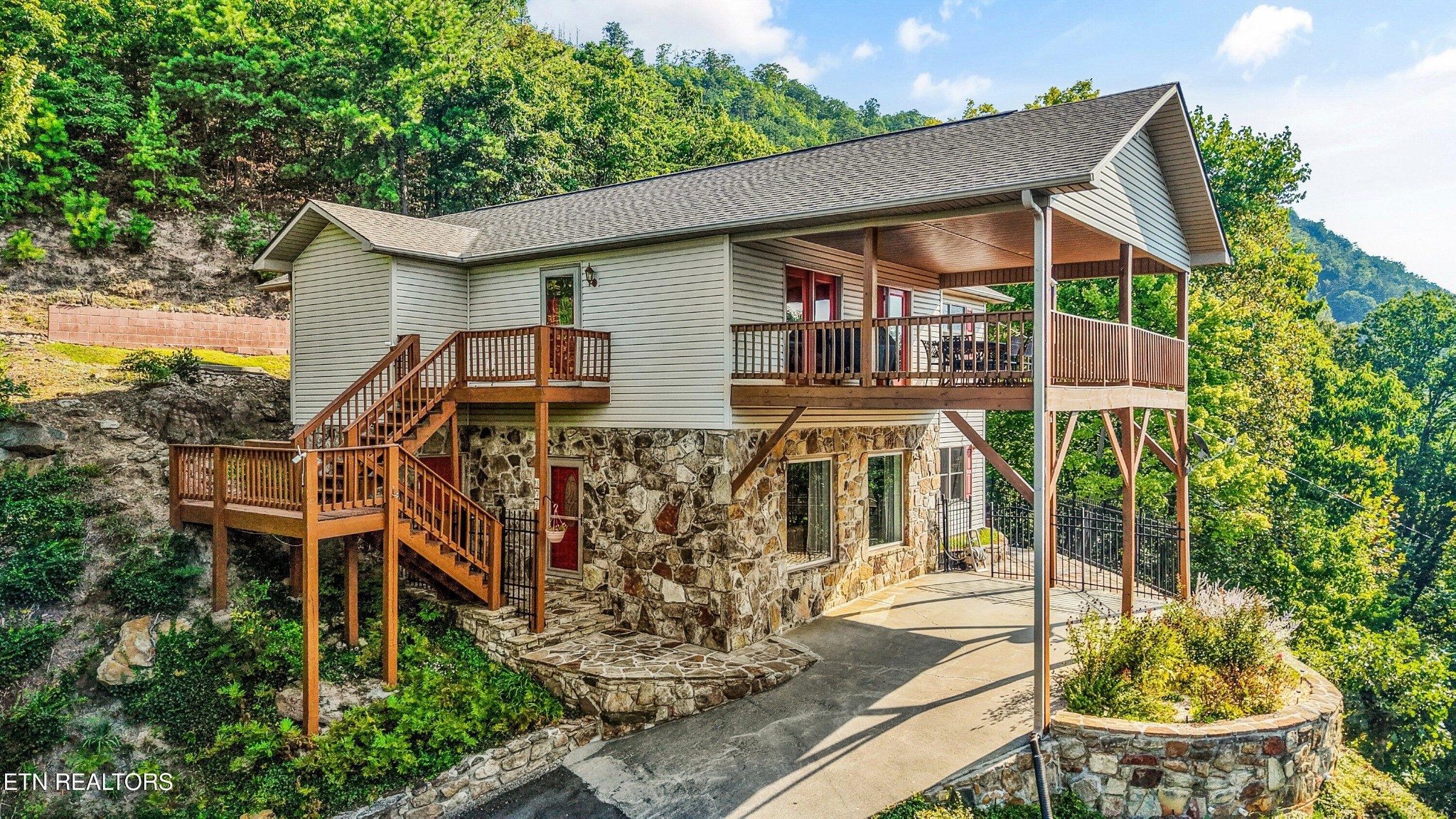 954 Pawnee Court