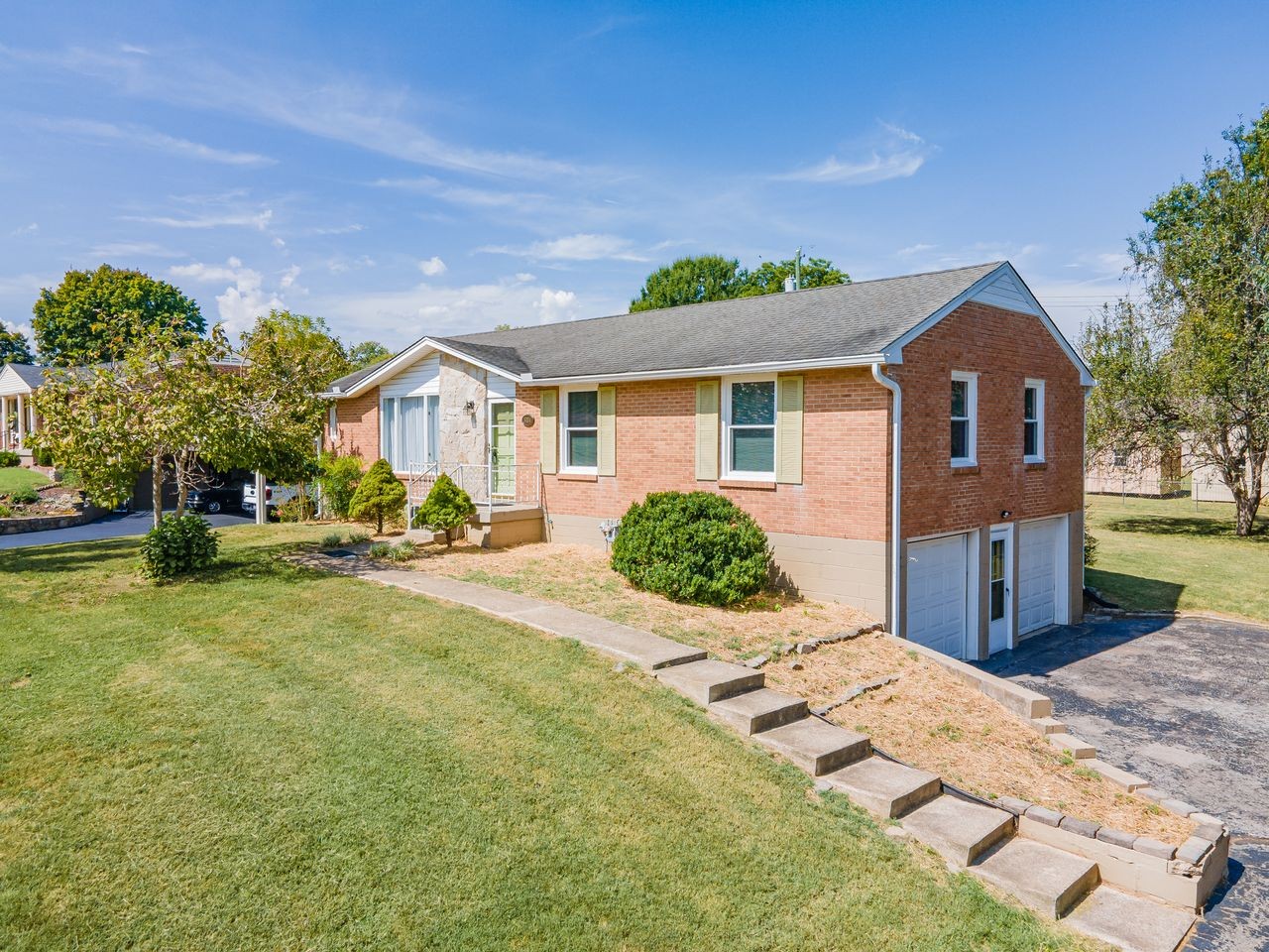 3004 Knud Dr Property Photo 1