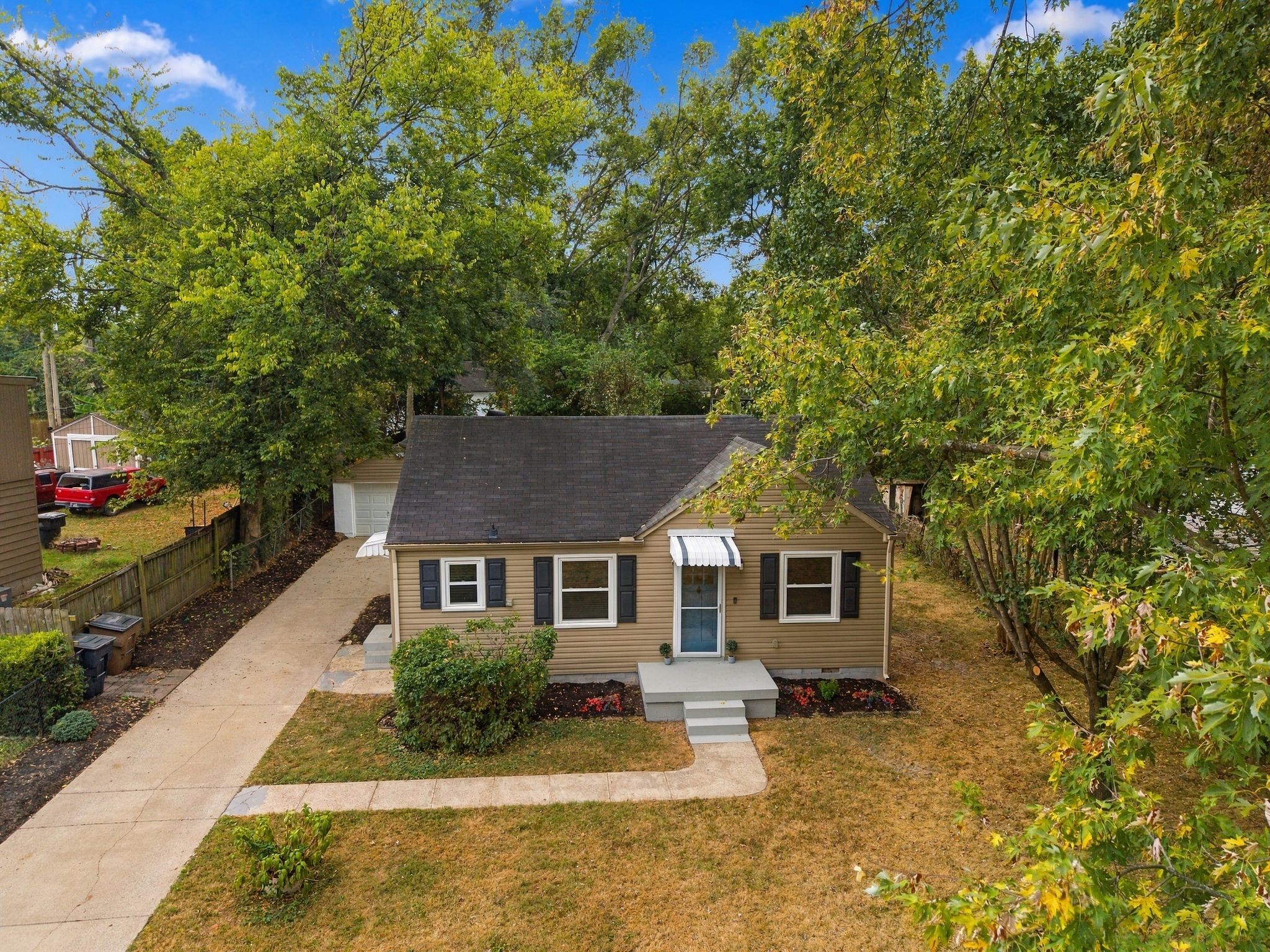 907 Kipling Dr Property Photo 1