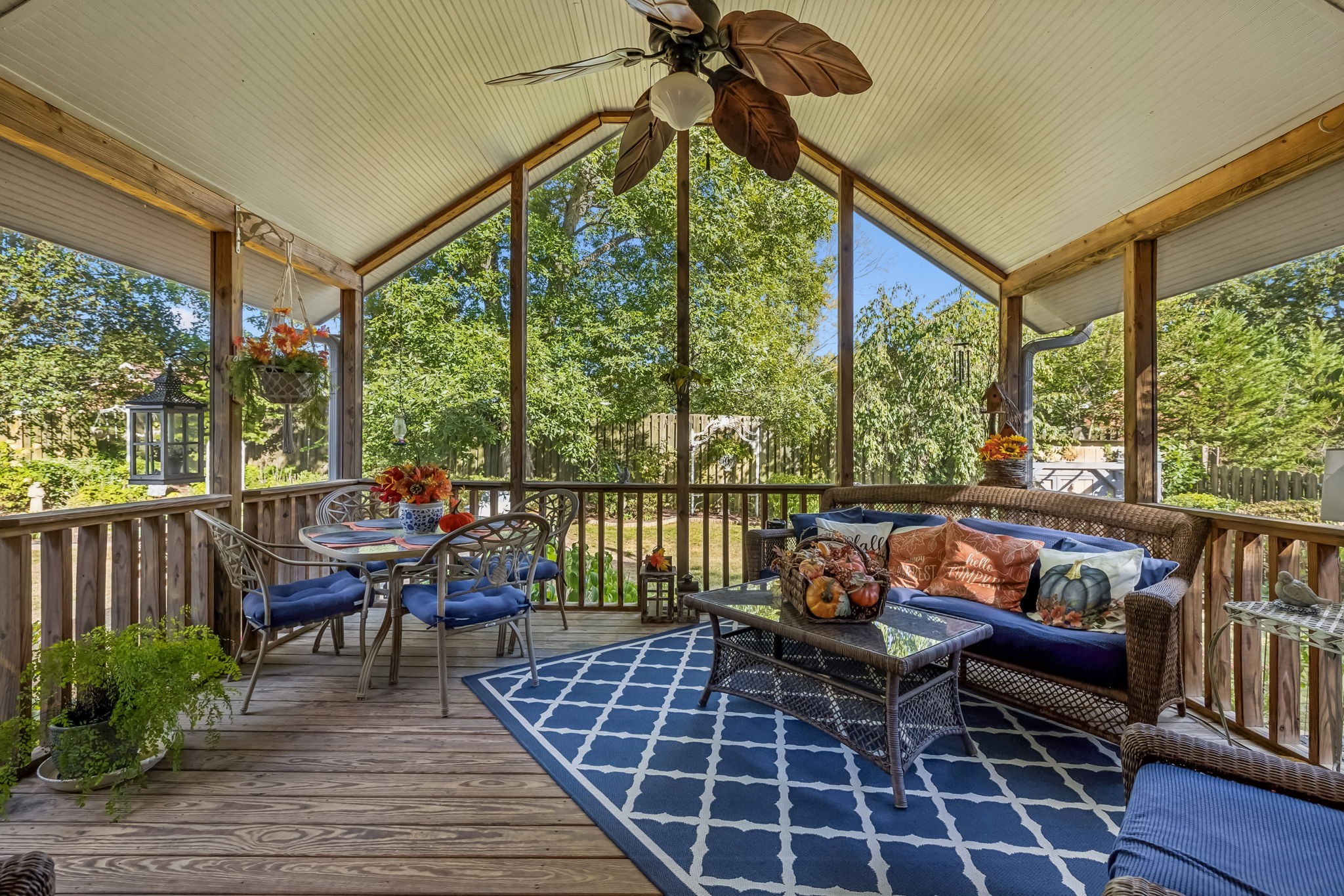 1103 Jacquelin Dr Property Photo 1