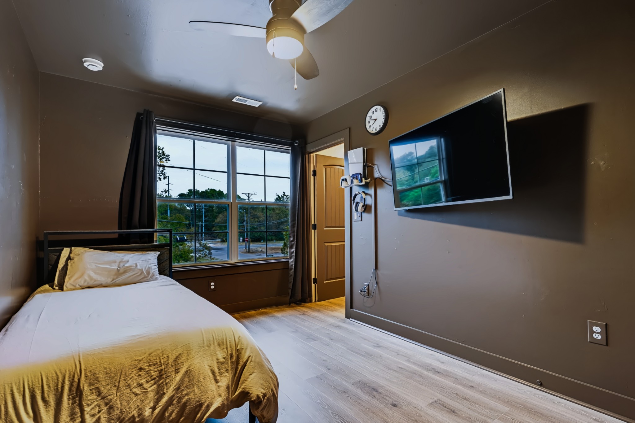 103 Broadway Property Photo 16
