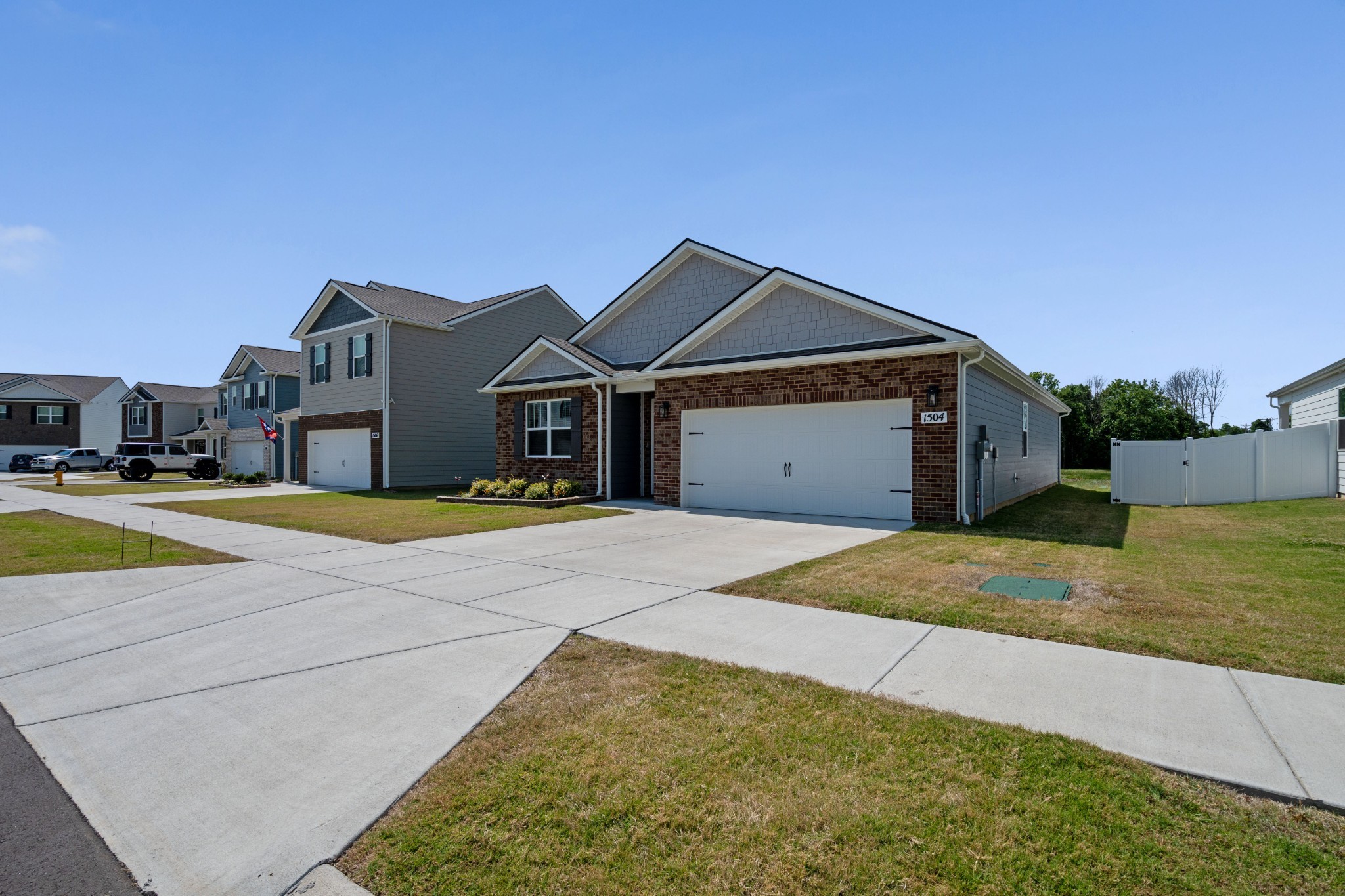 1504 Dove Dr Property Photo 2