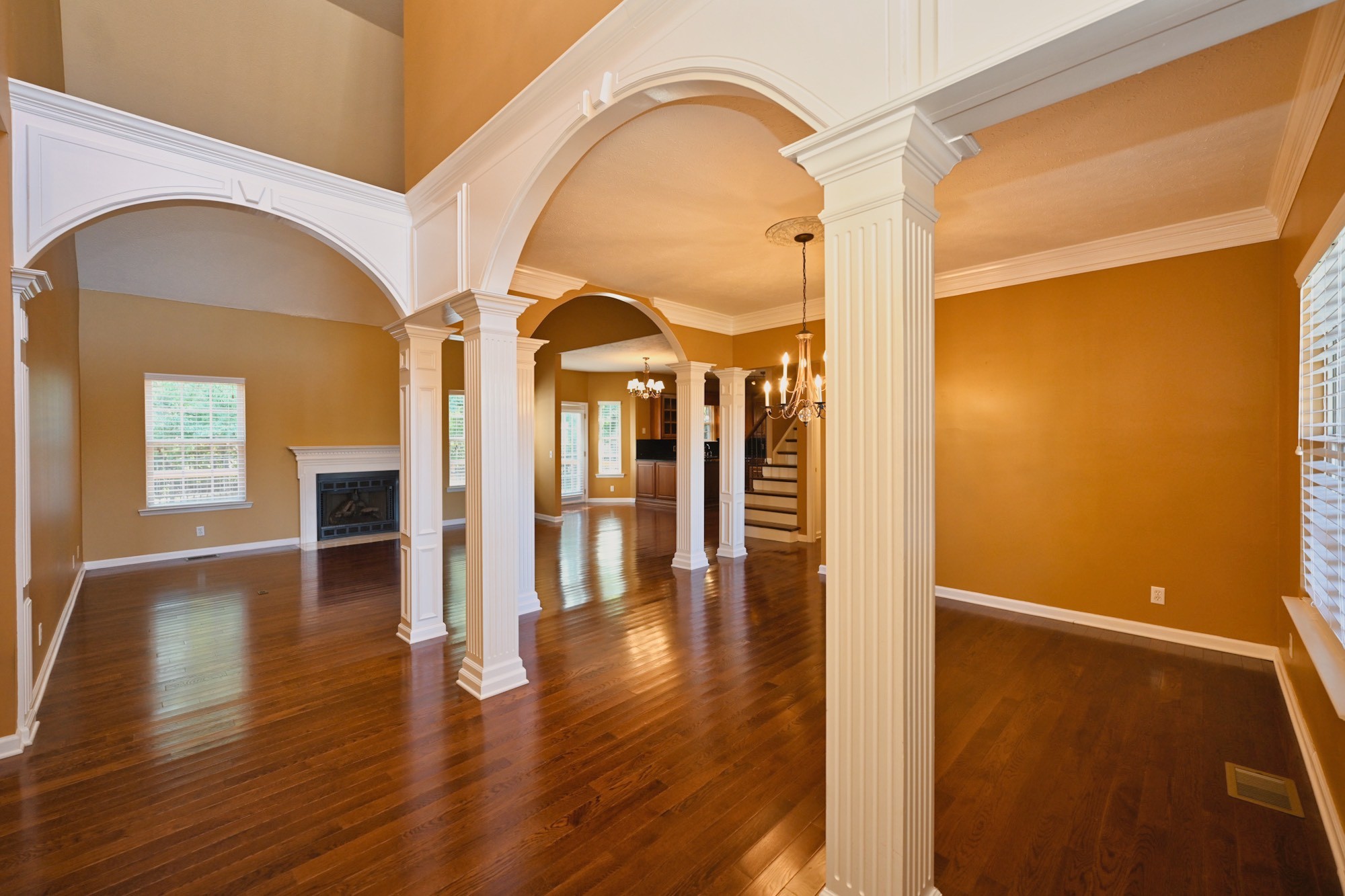 104 Crete Ct Property Photo 5