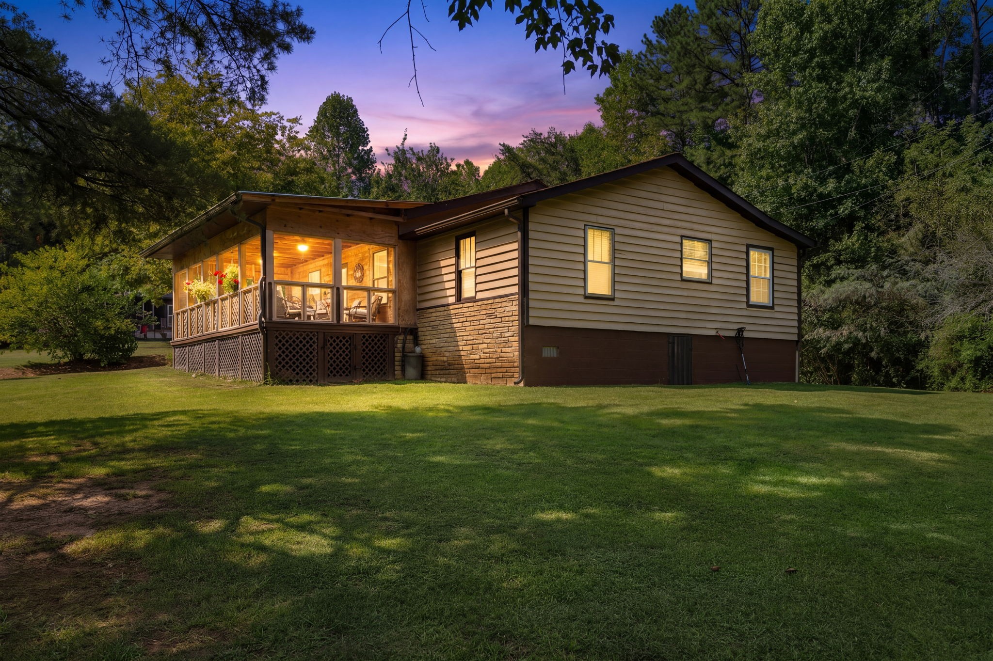 44 Little Wolf Creek Rd Property Photo 2