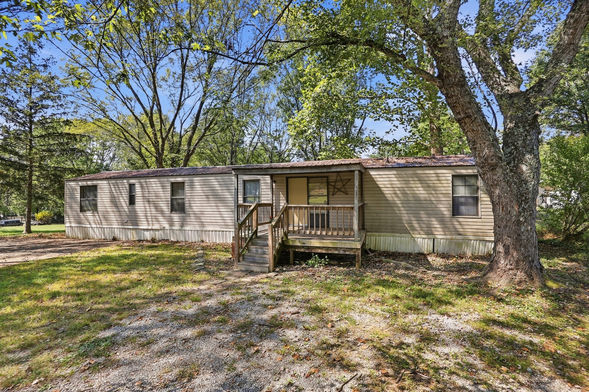 4616 Rickman Rd Property Photo 1