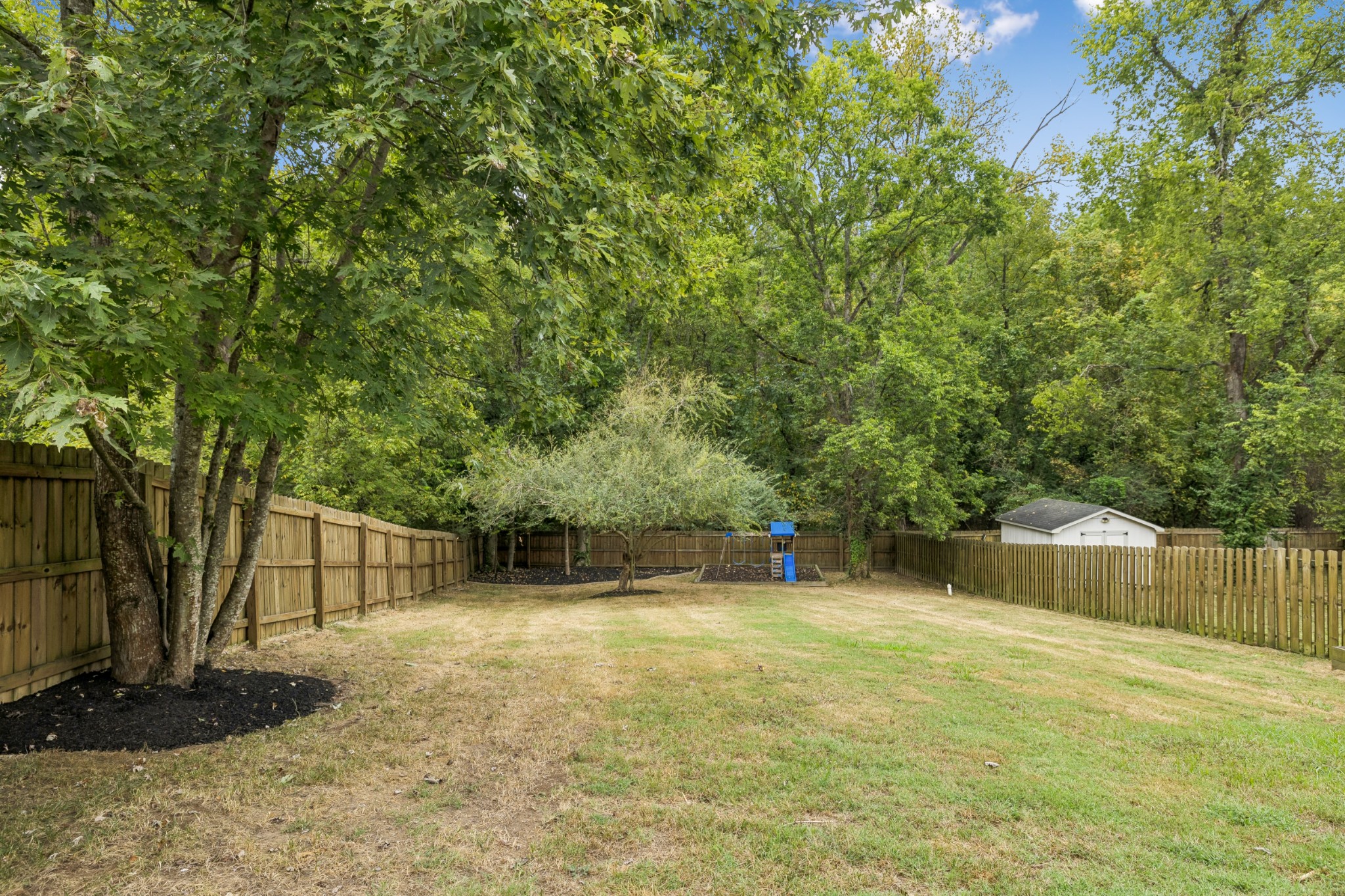2610 Brittany Dr Property Photo 25