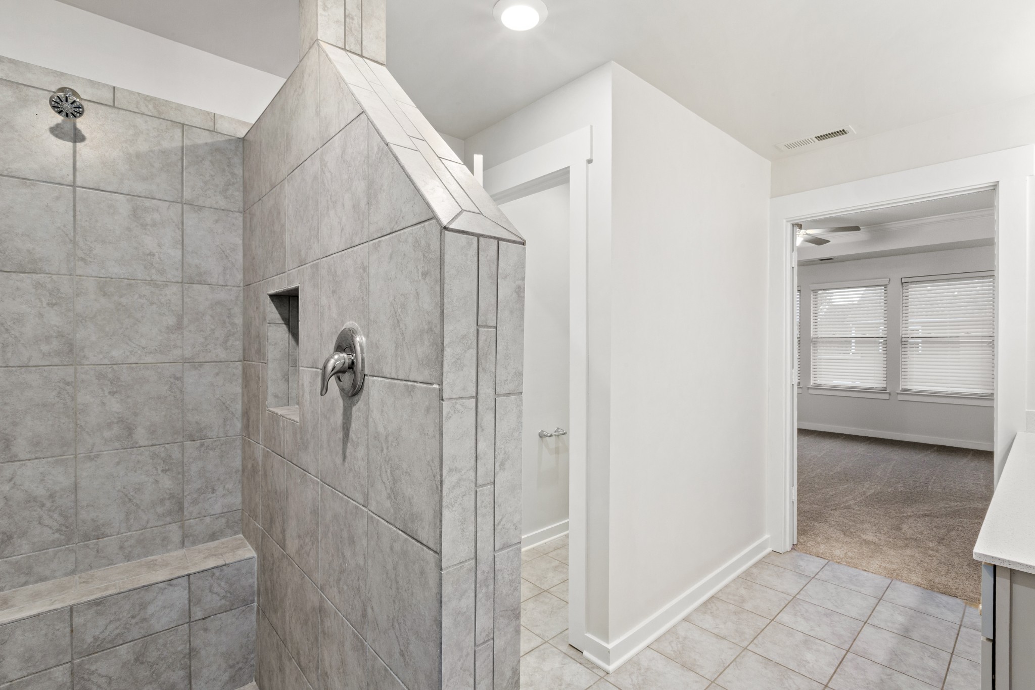 814 Yakima Way Property Photo 14