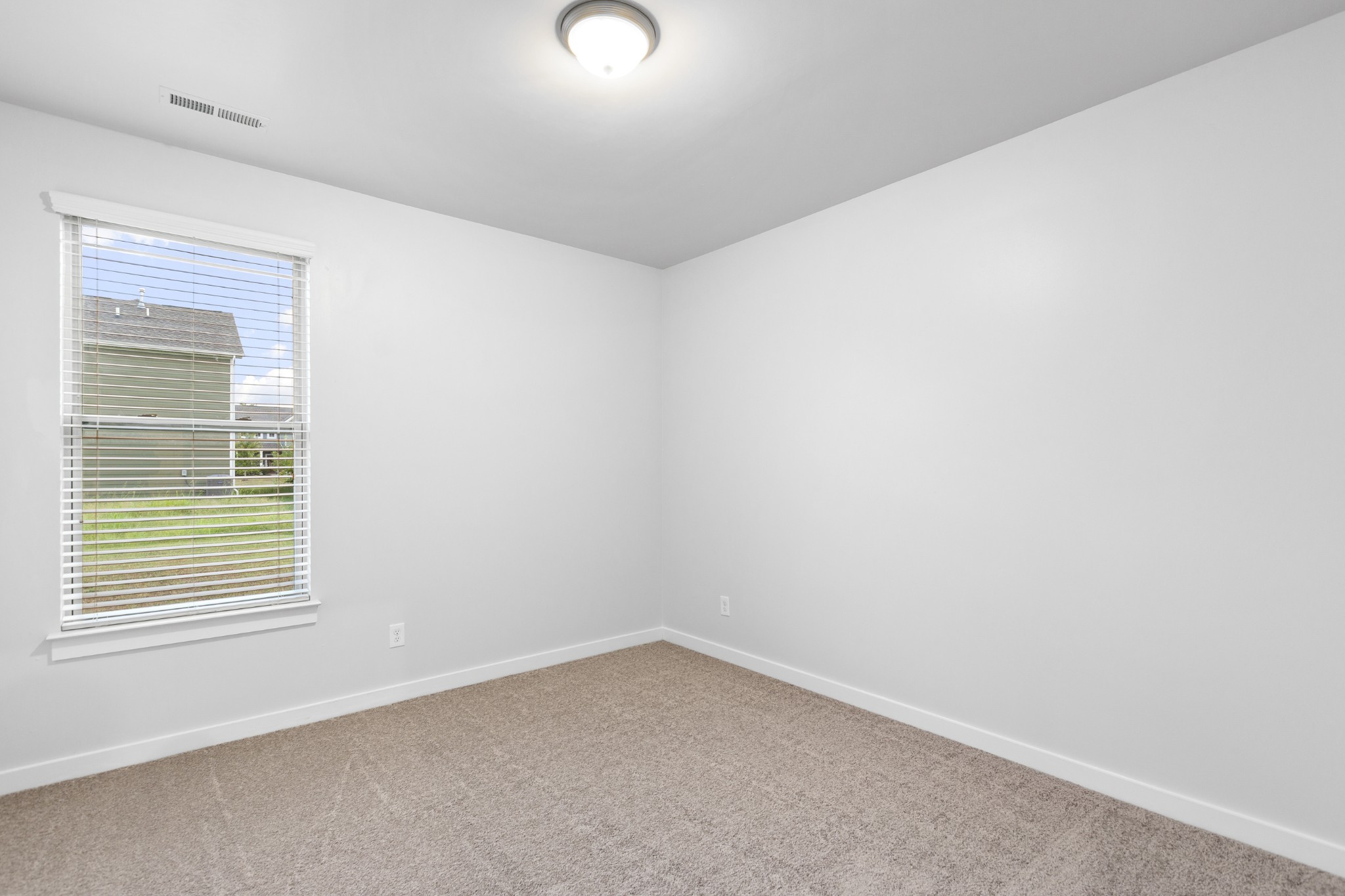 814 Yakima Way Property Photo 27