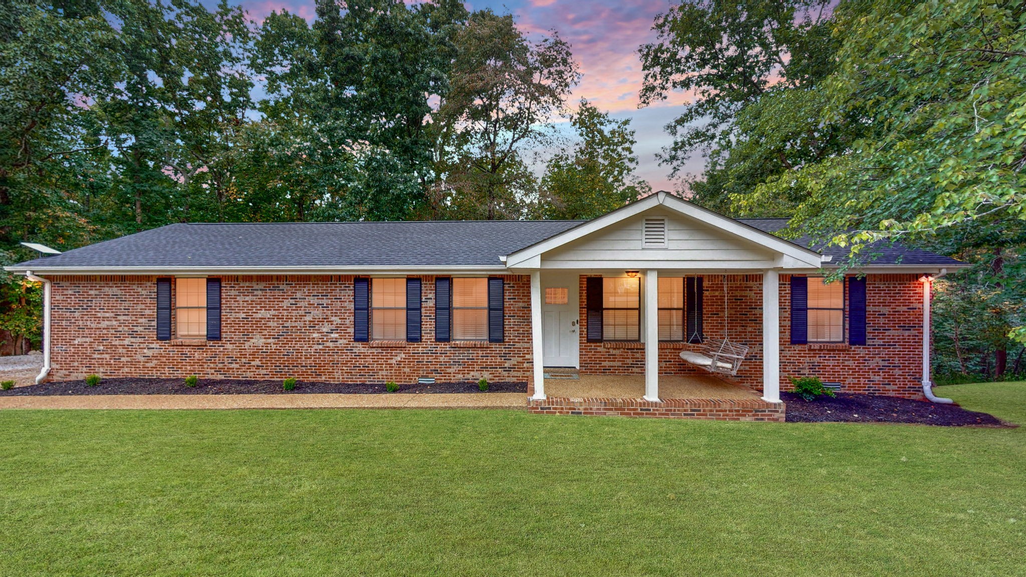 1304 Winding Way Dr Property Photo 1