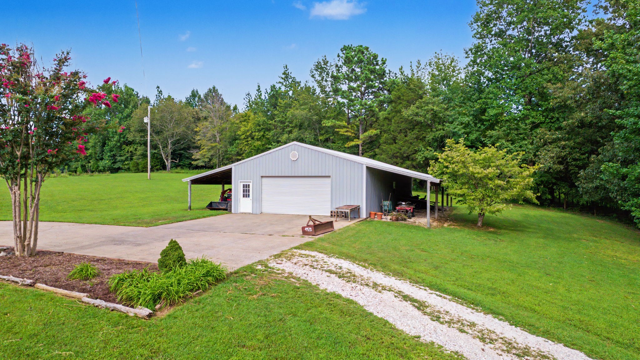 521 Ellis Ln Property Photo 41