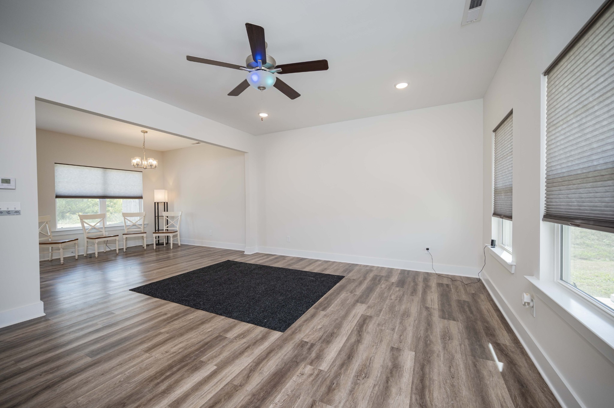 938 Kalu Dr Property Photo 3