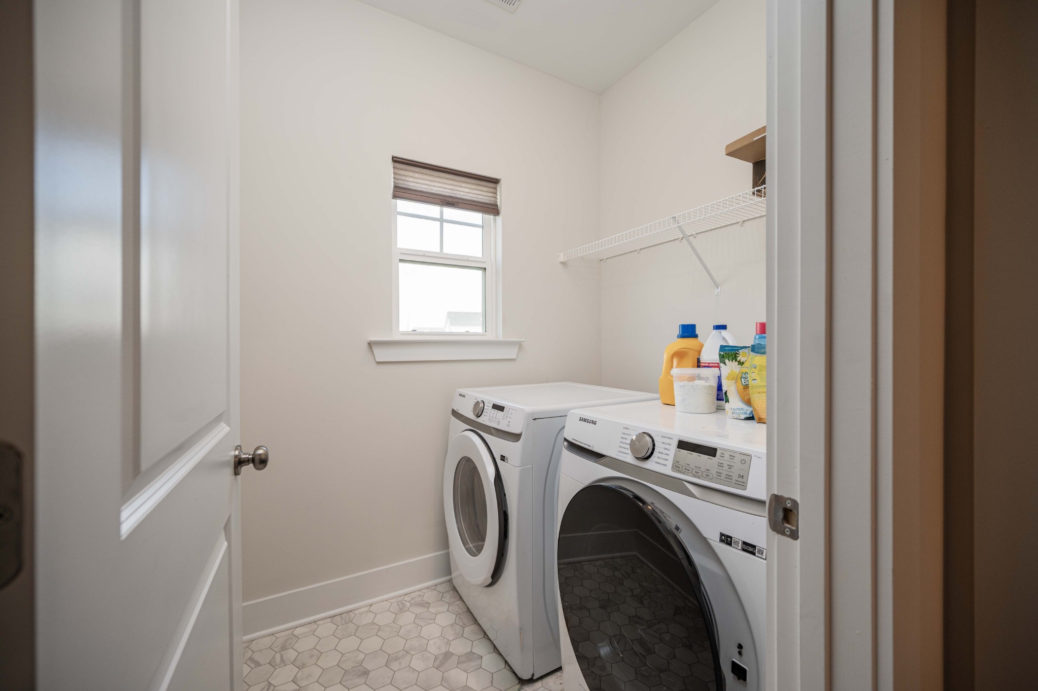 938 Kalu Dr Property Photo 12