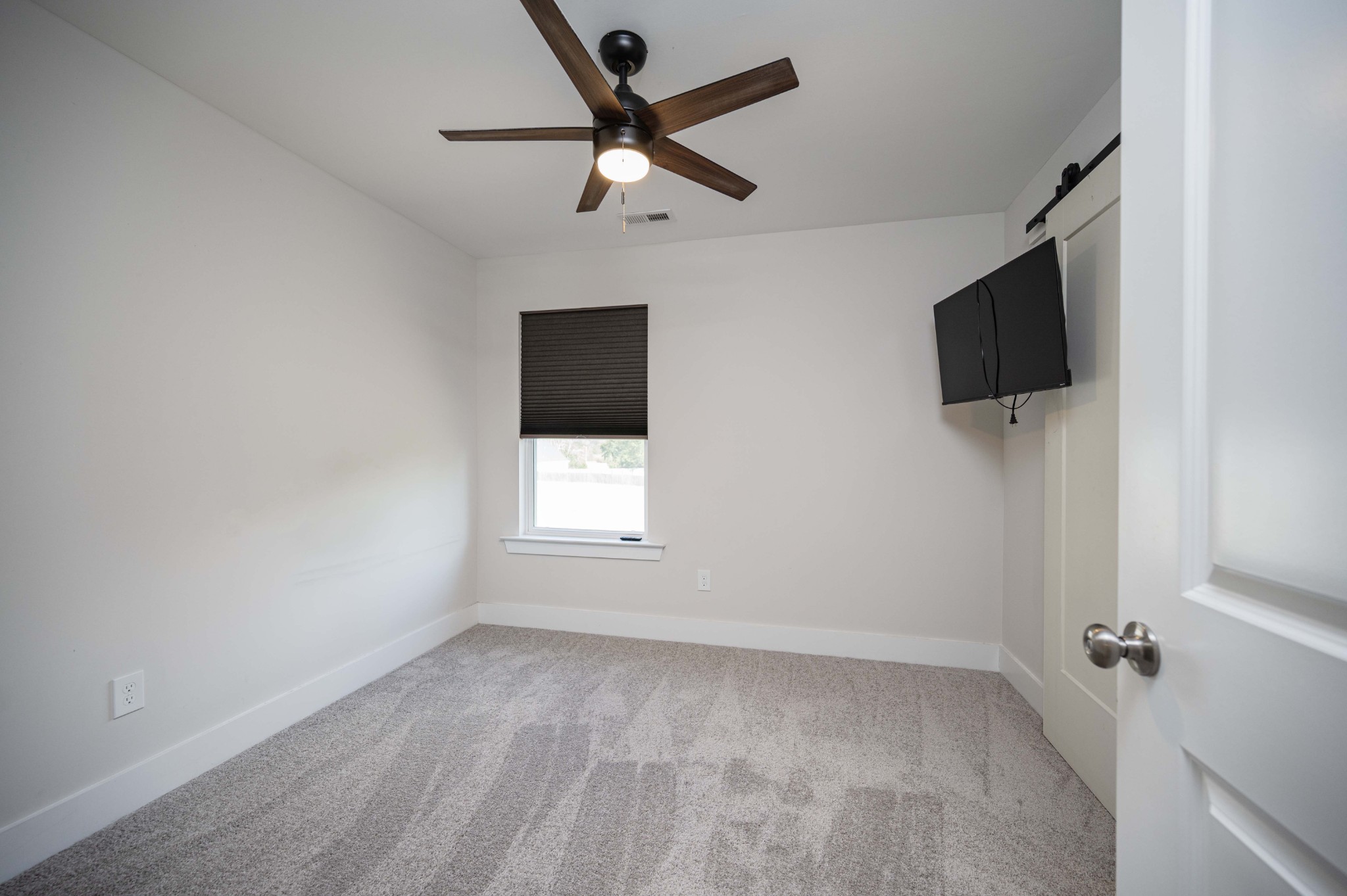 938 Kalu Dr Property Photo 15