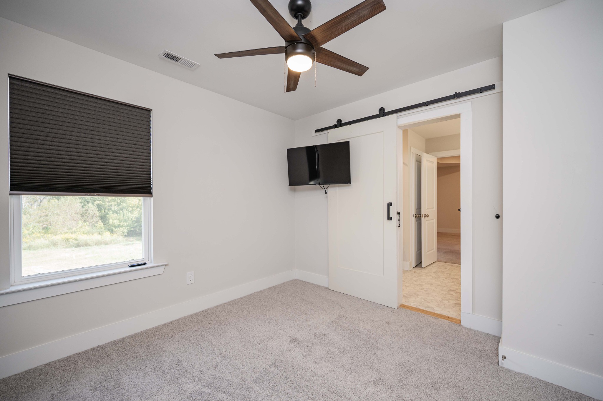 938 Kalu Dr Property Photo 16