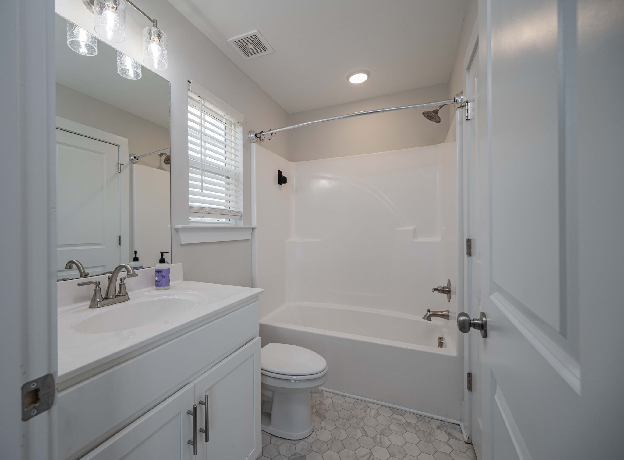 938 Kalu Dr Property Photo 24