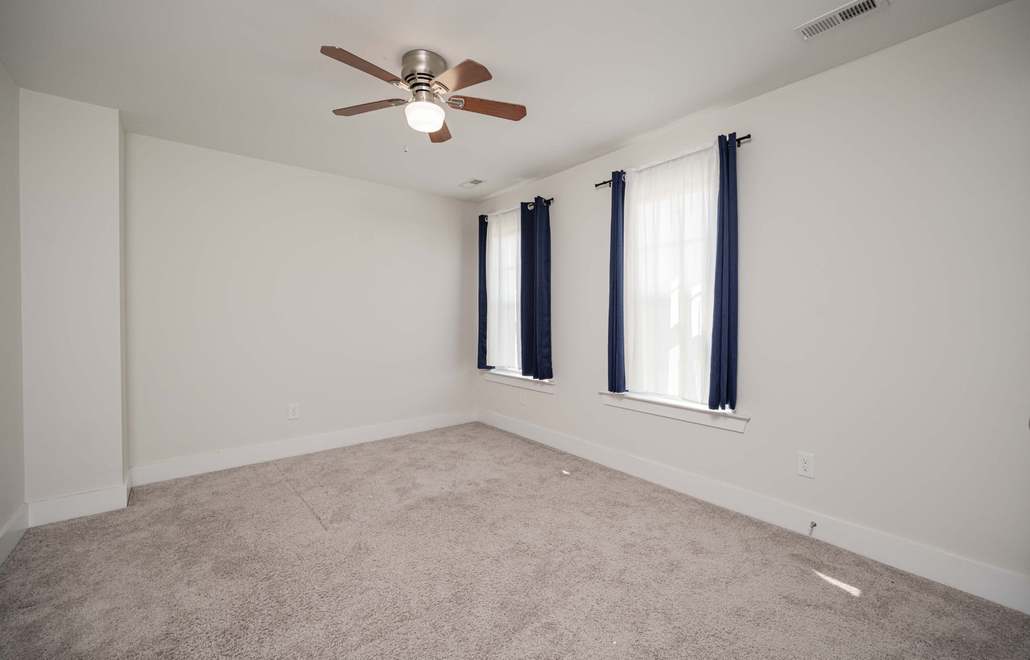 938 Kalu Dr Property Photo 26