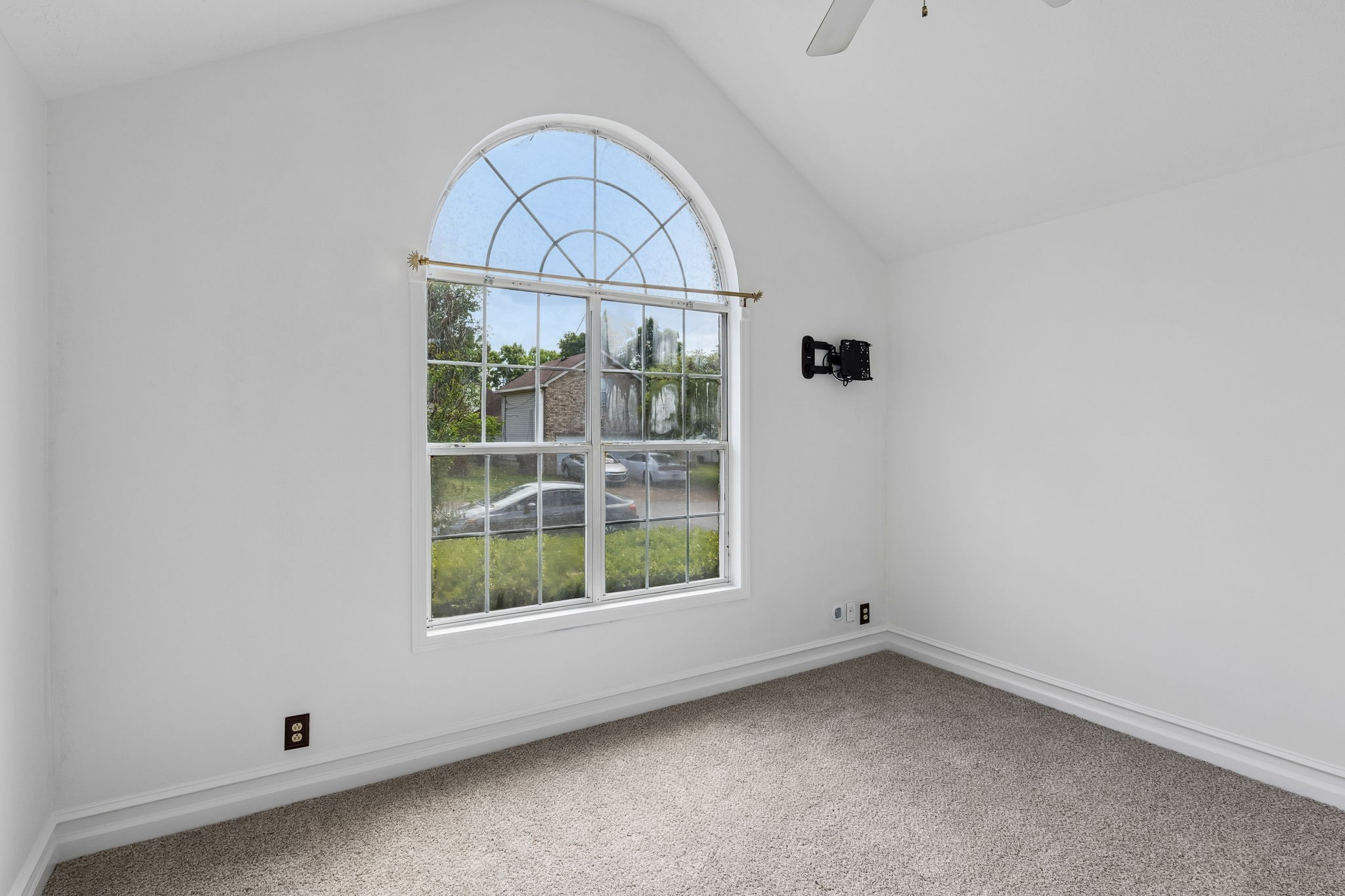 3317 Milbridge Dr Property Photo 21