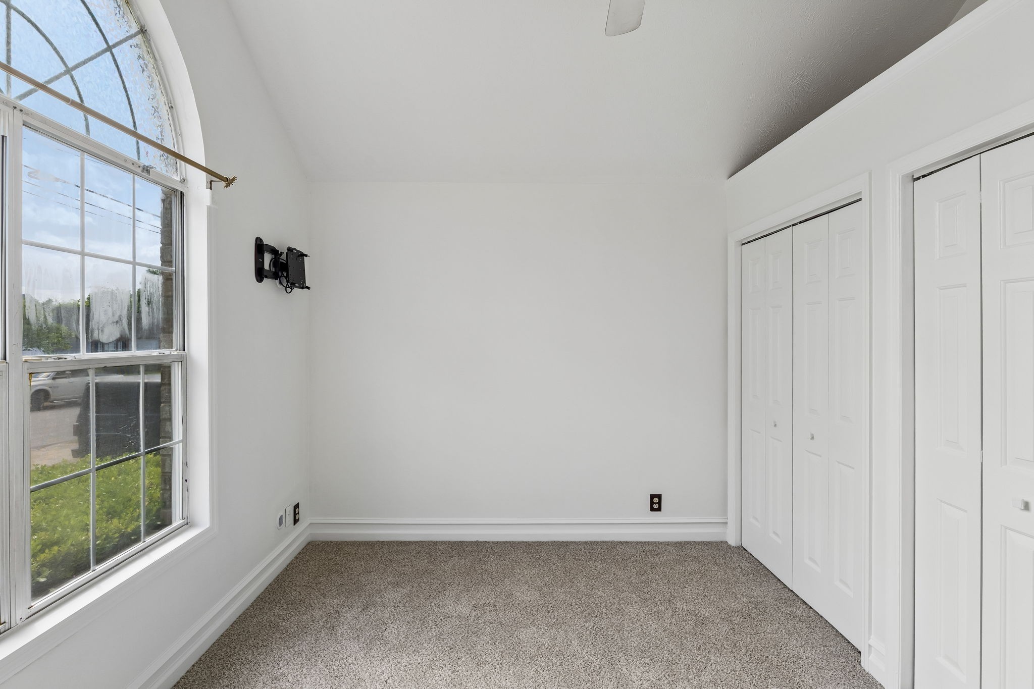 3317 Milbridge Dr Property Photo 22