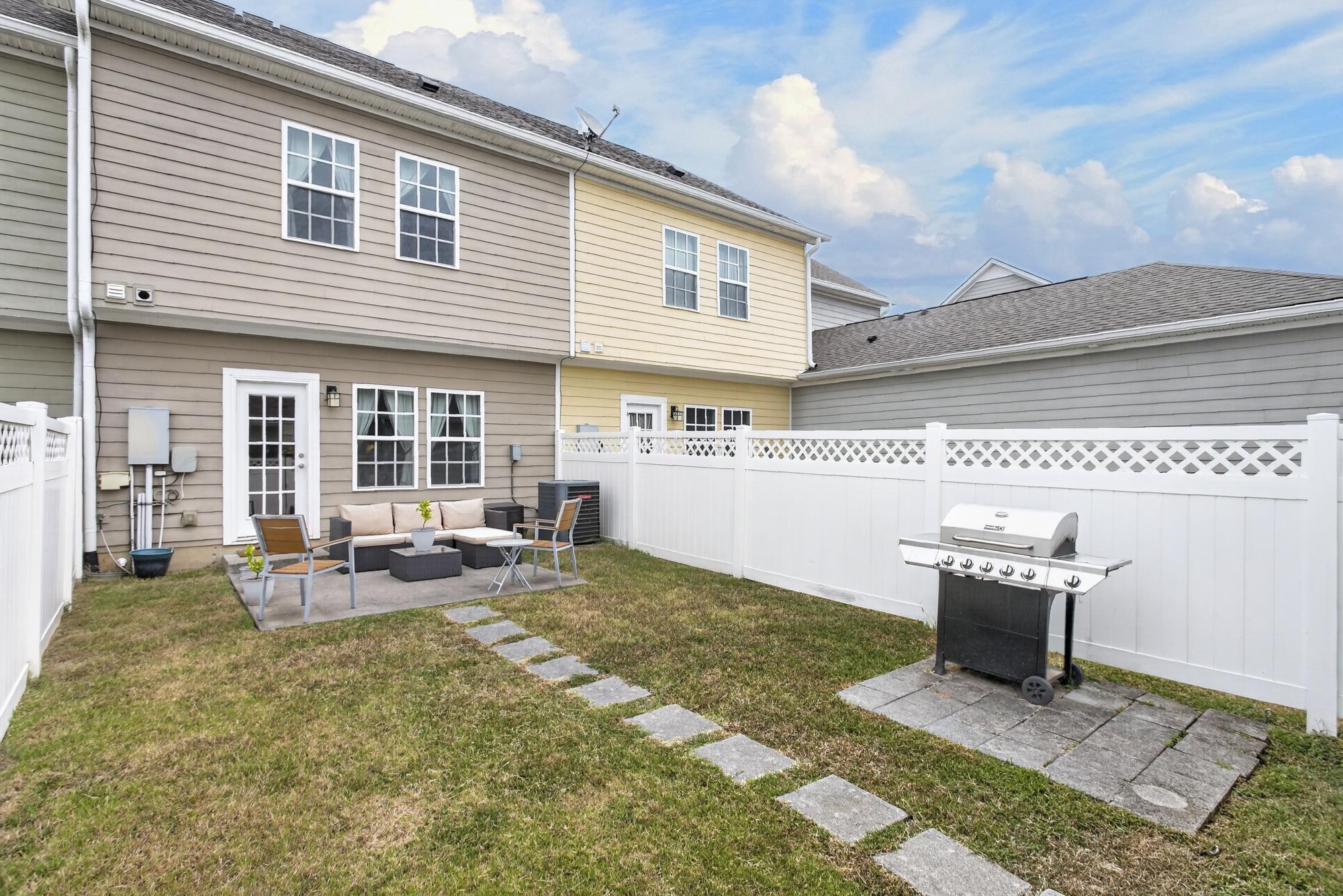 1519 Winding Creek Dr Property Photo 21