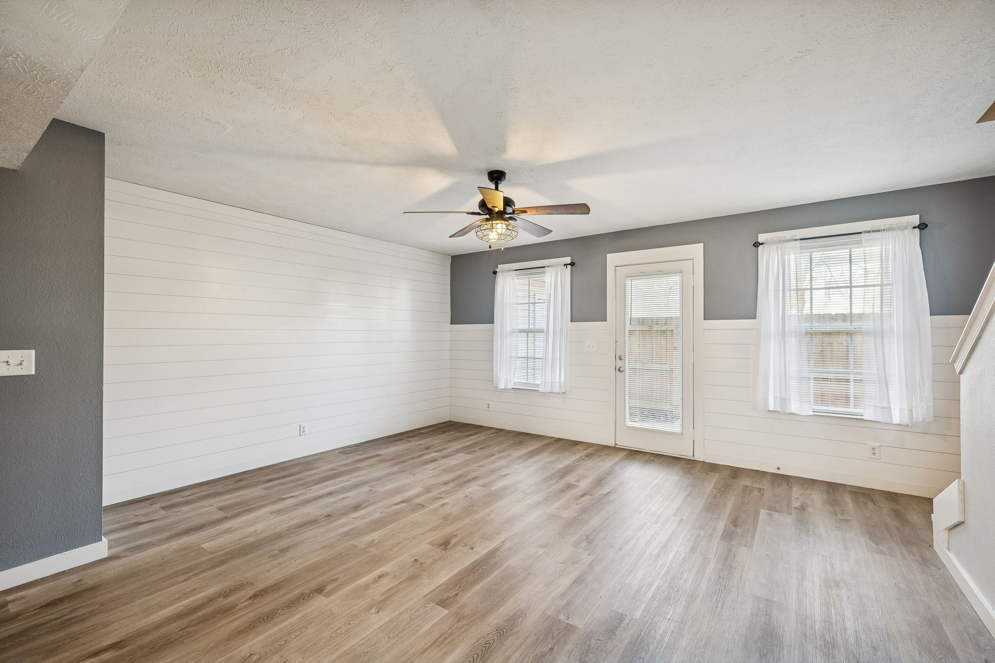 306 Arapaho Dr Property Photo 11