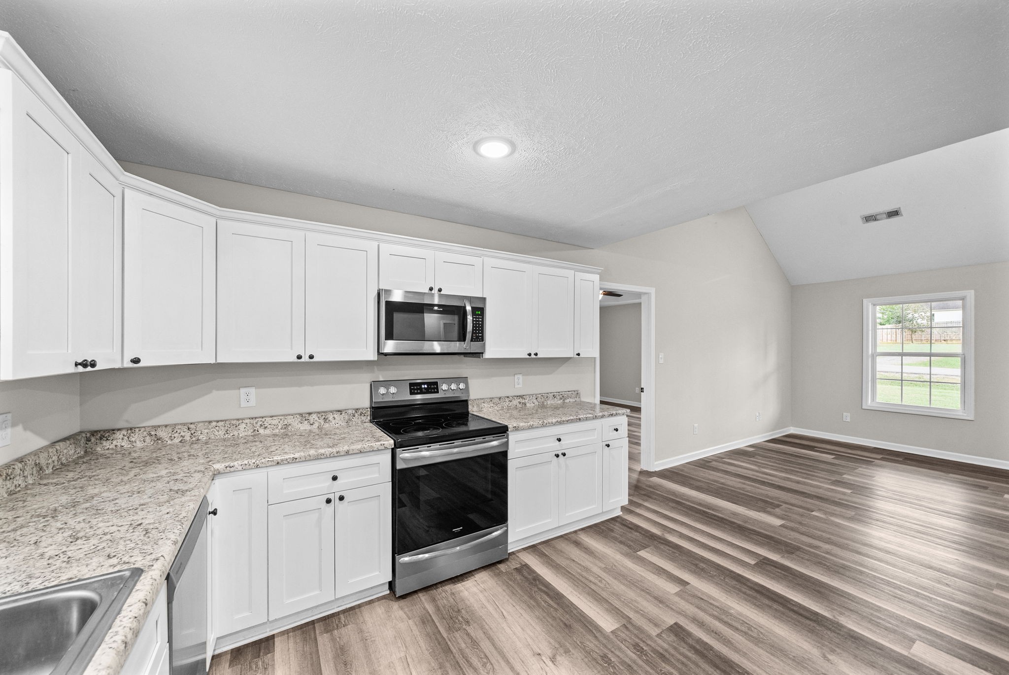 304 Lexie Dr Property Photo 12