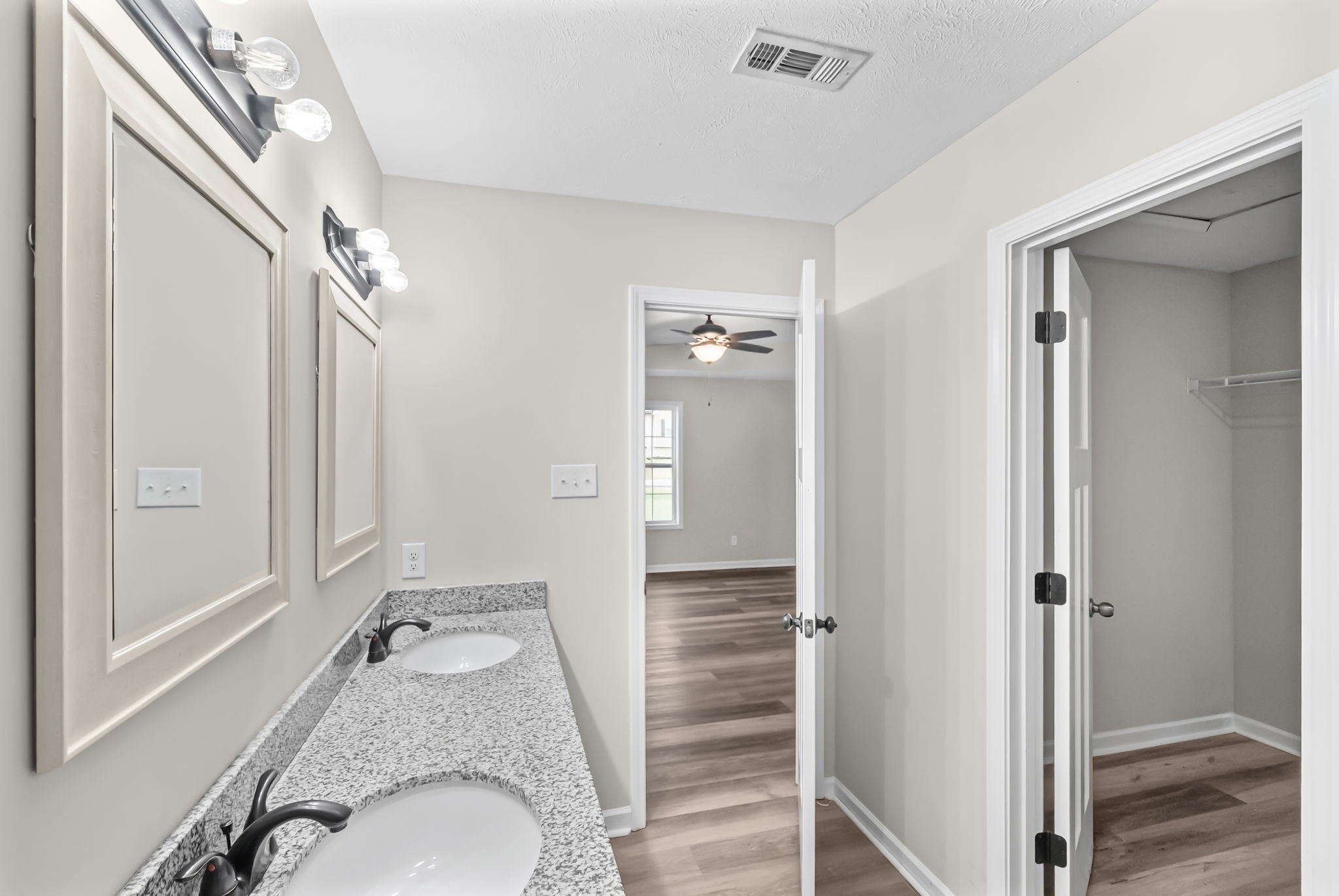 304 Lexie Dr Property Photo 17