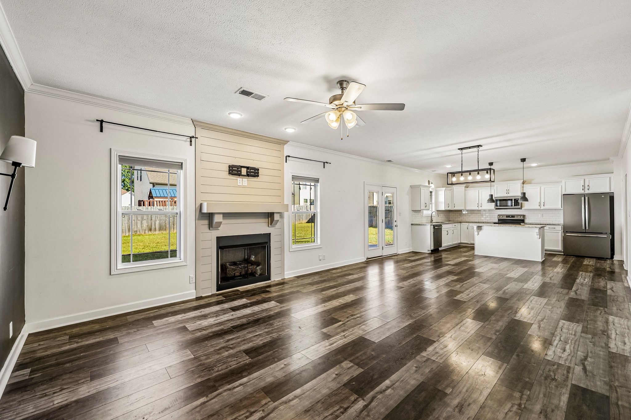 300 Bluebriar Trce Property Photo 15