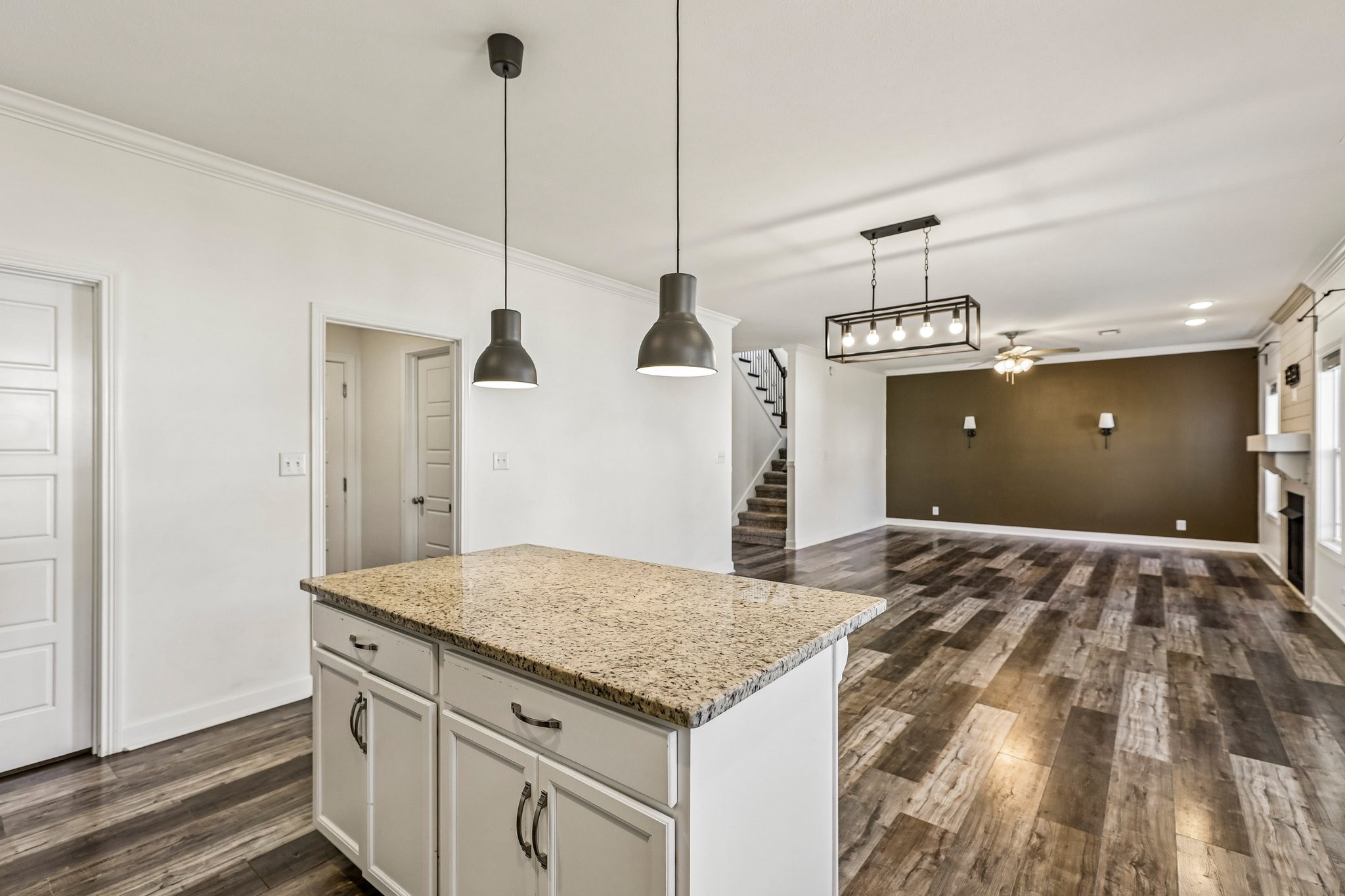300 Bluebriar Trce Property Photo 21