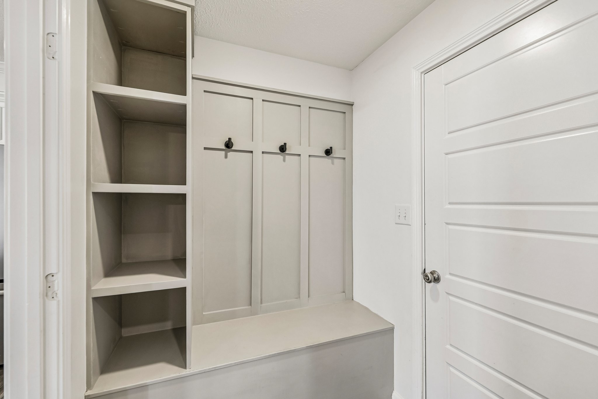 300 Bluebriar Trce Property Photo 25