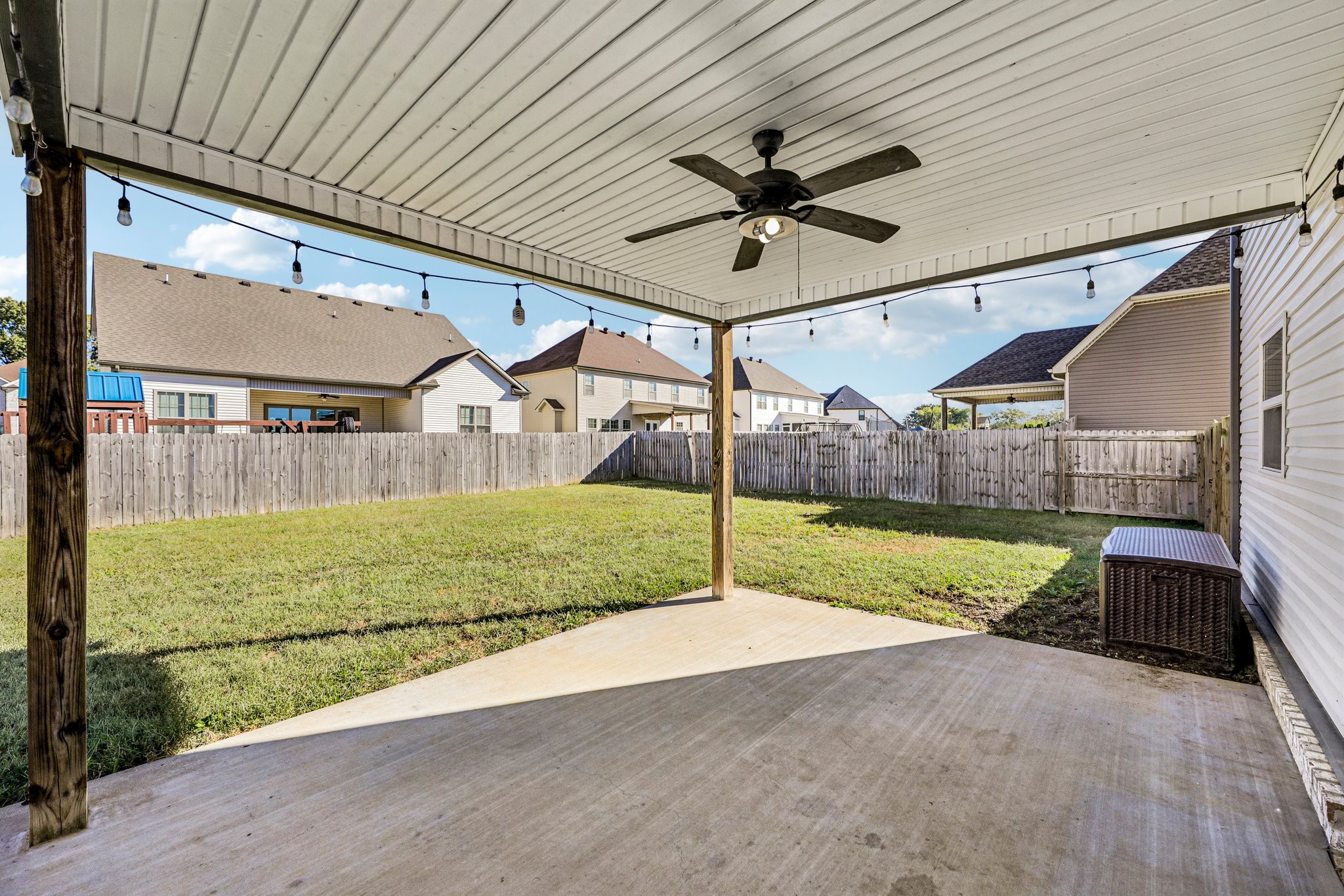 300 Bluebriar Trce Property Photo 55