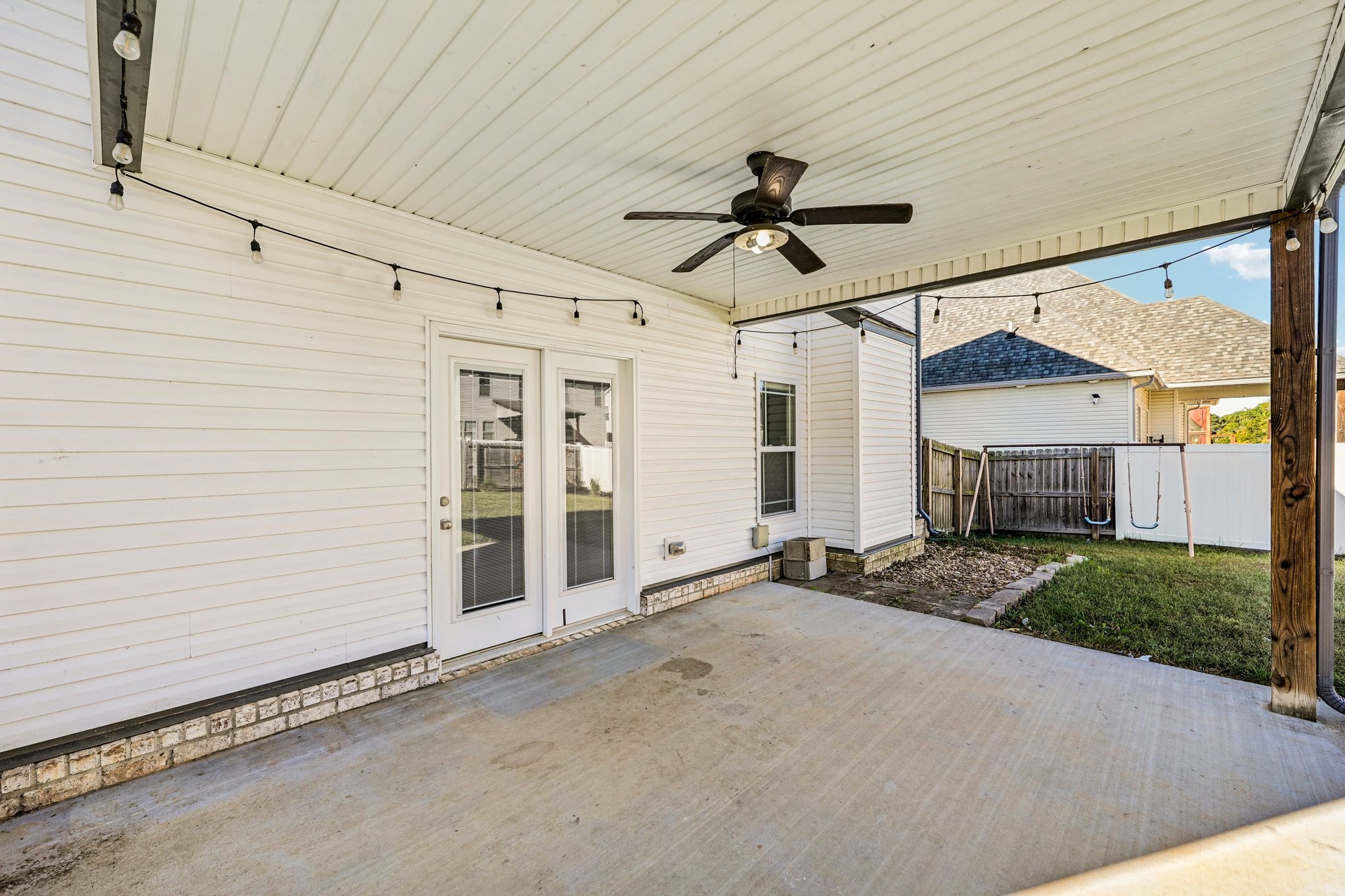 300 Bluebriar Trce Property Photo 56