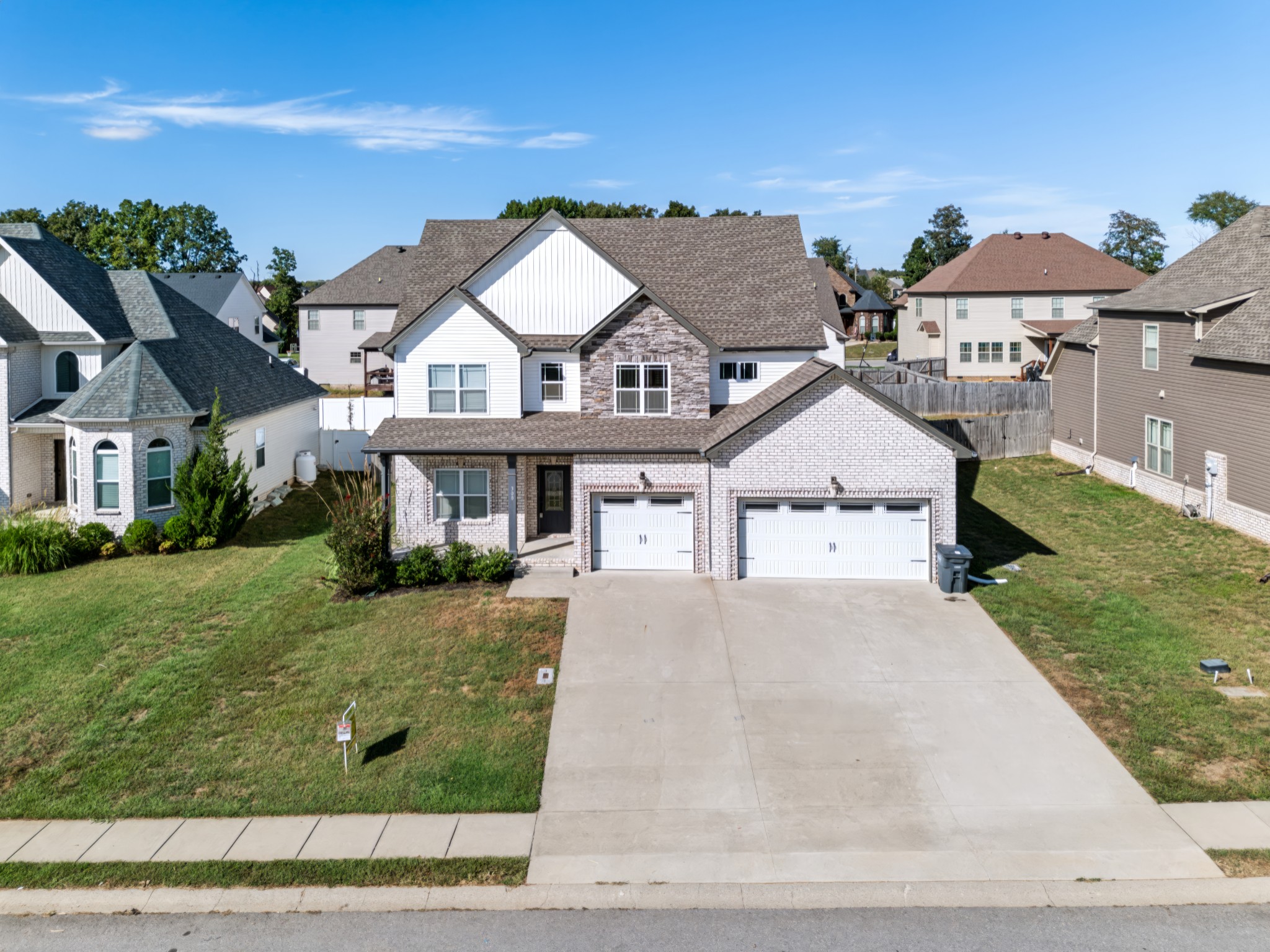 300 Bluebriar Trce Property Photo 63