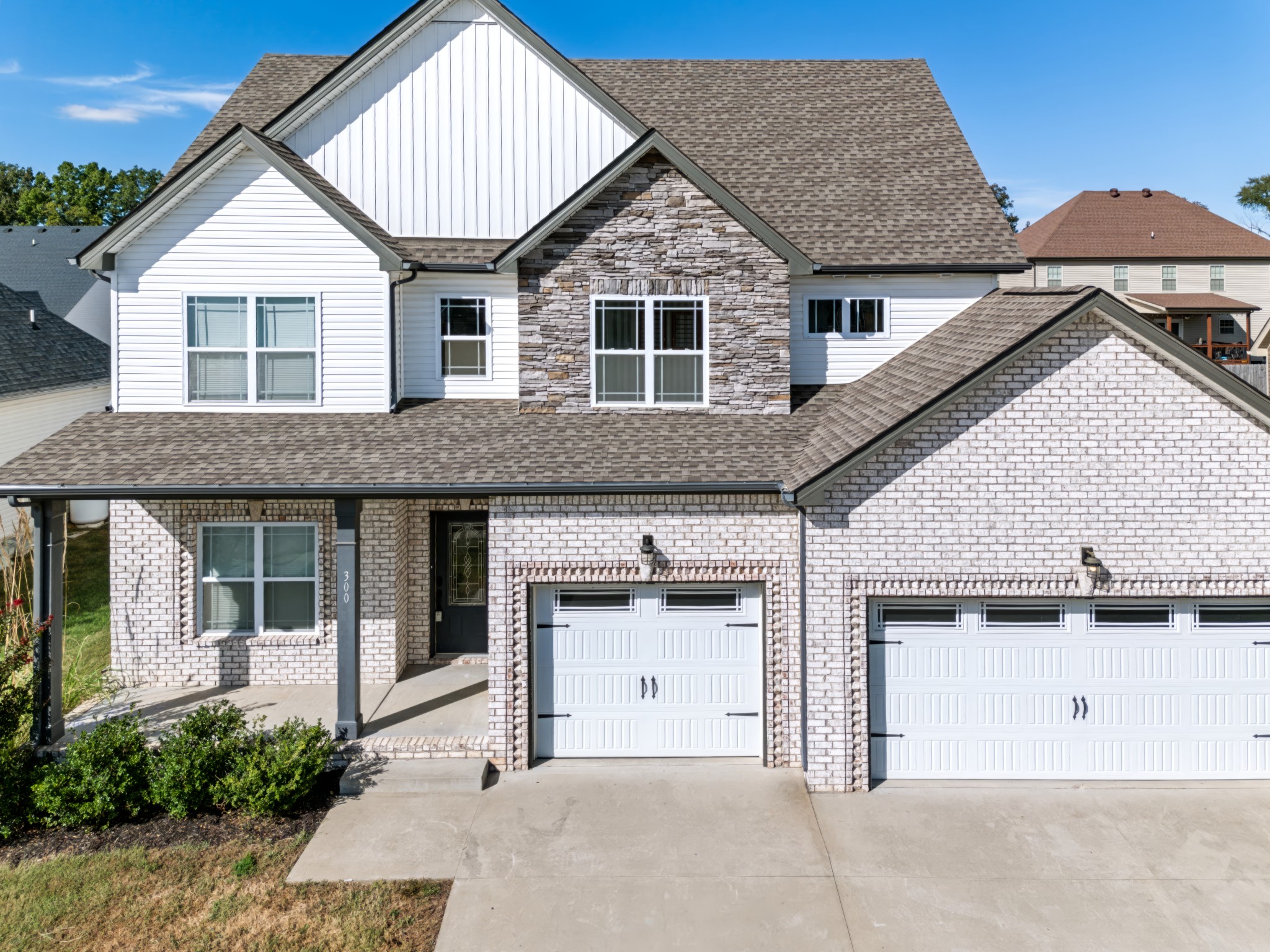 300 Bluebriar Trce Property Photo 64