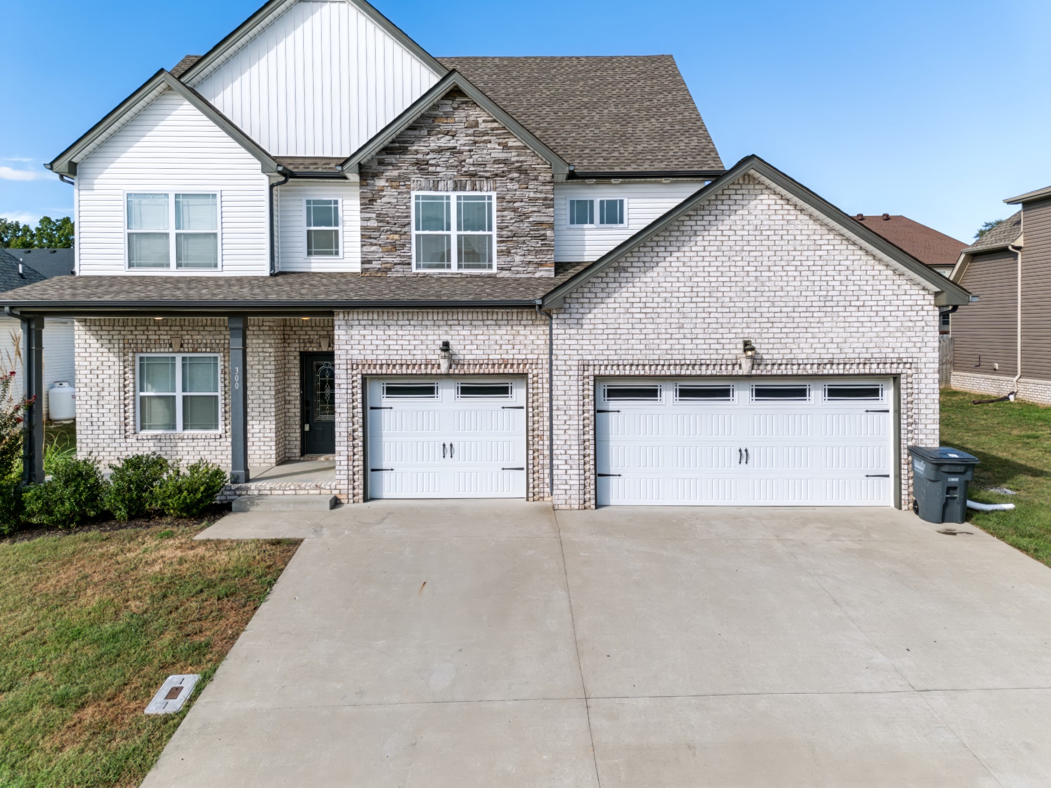 300 Bluebriar Trce Property Photo 68