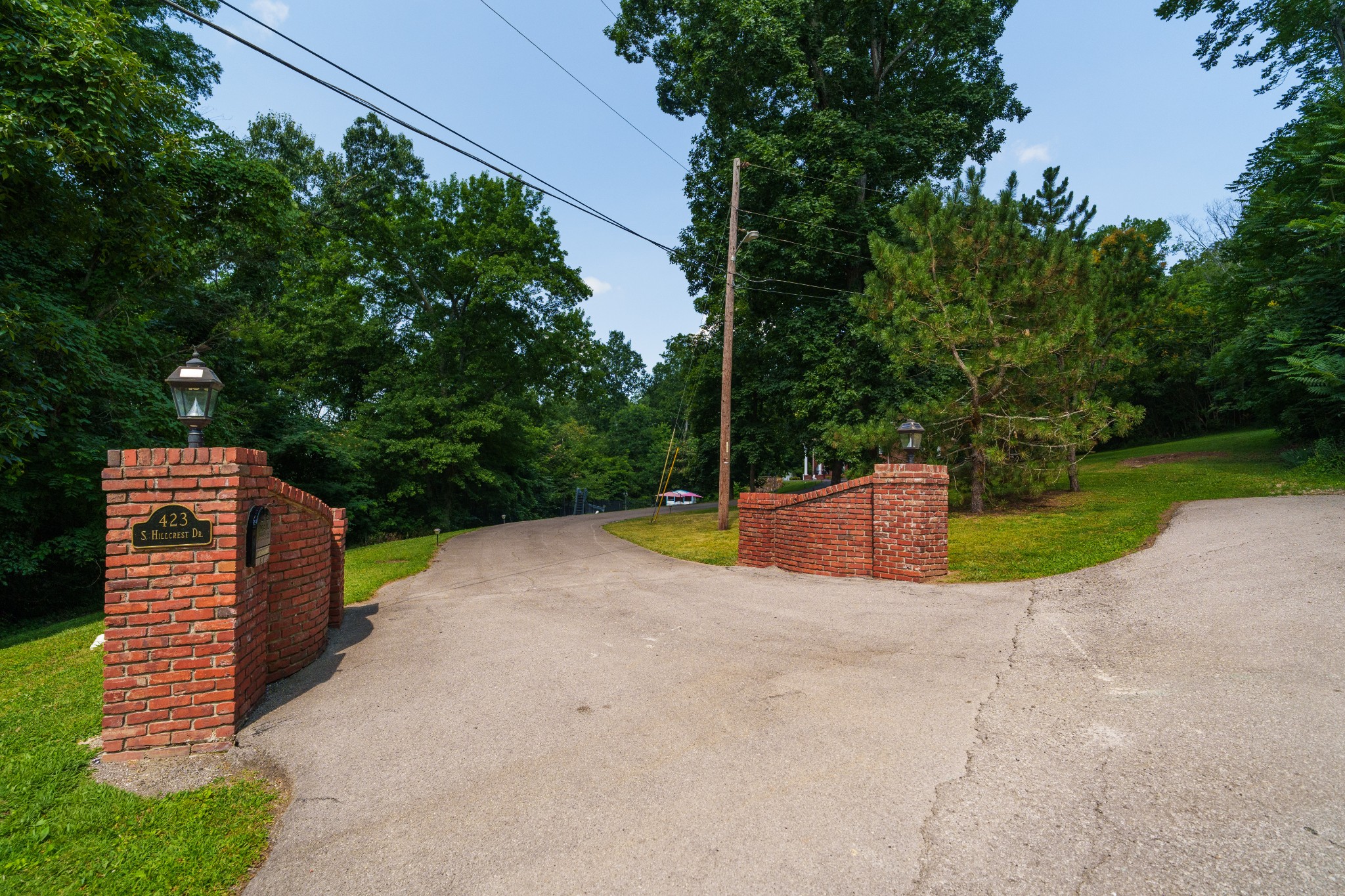423 S Hillcrest Dr Property Photo 42
