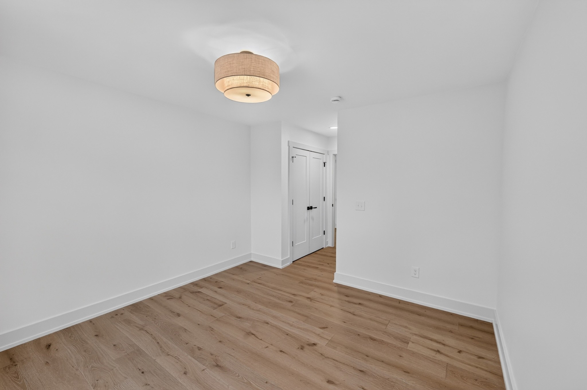1104 S Graycroft Ave Property Photo 31