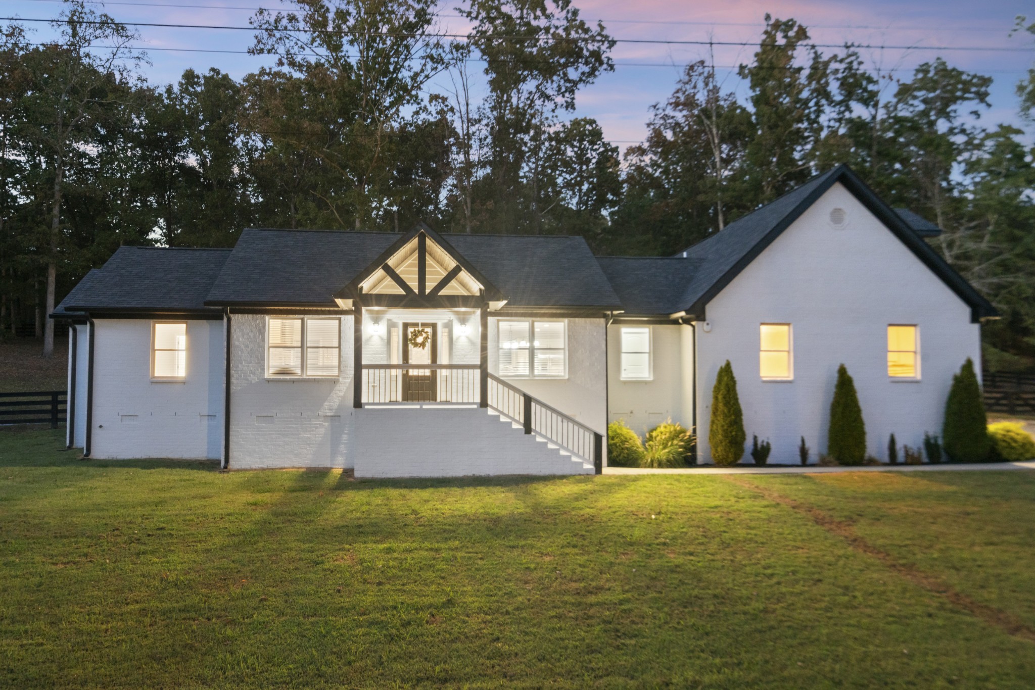 10029 Charleston Dr Property Photo 1