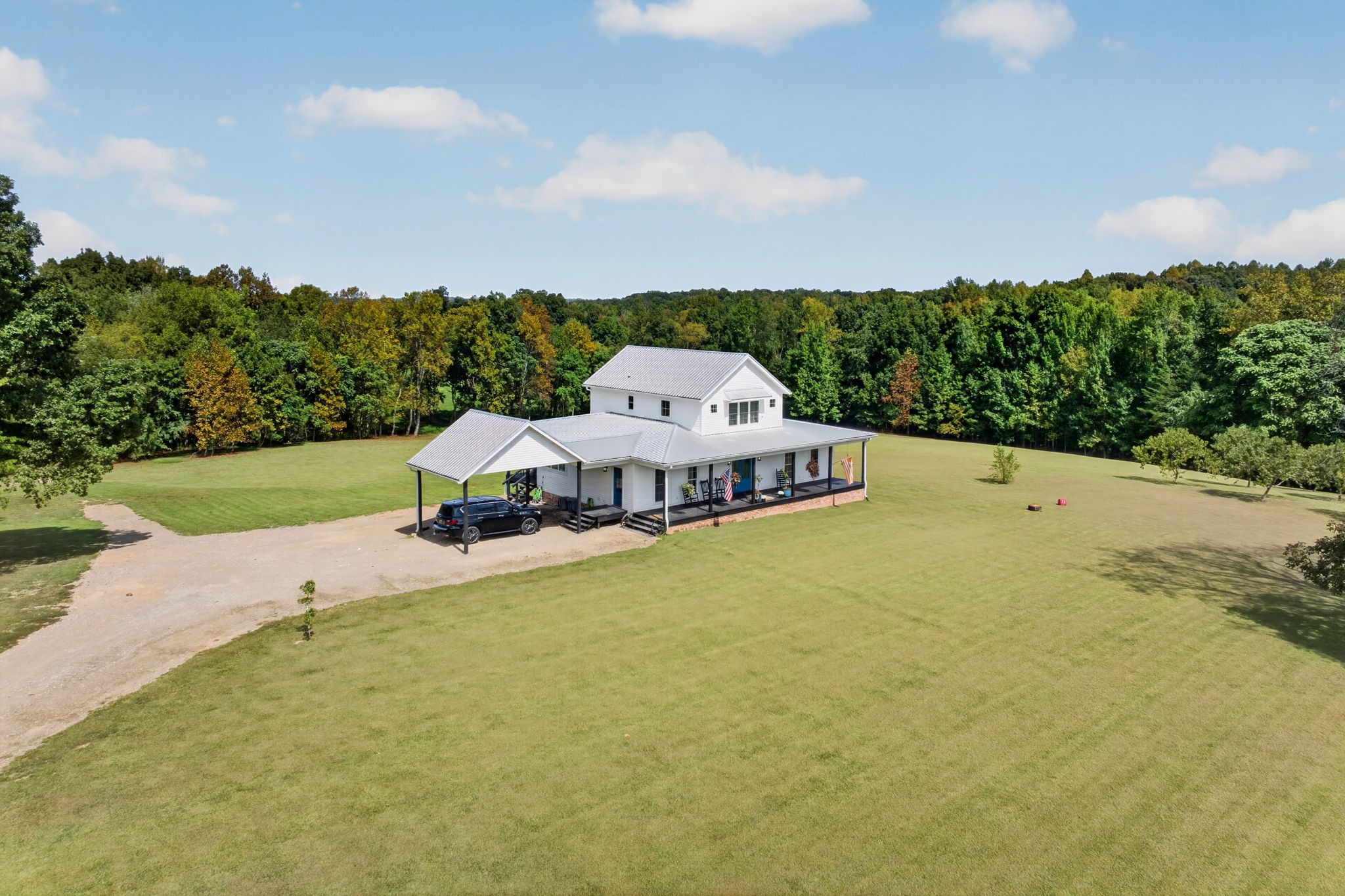 1090 Hatcher Rd Property Photo 1